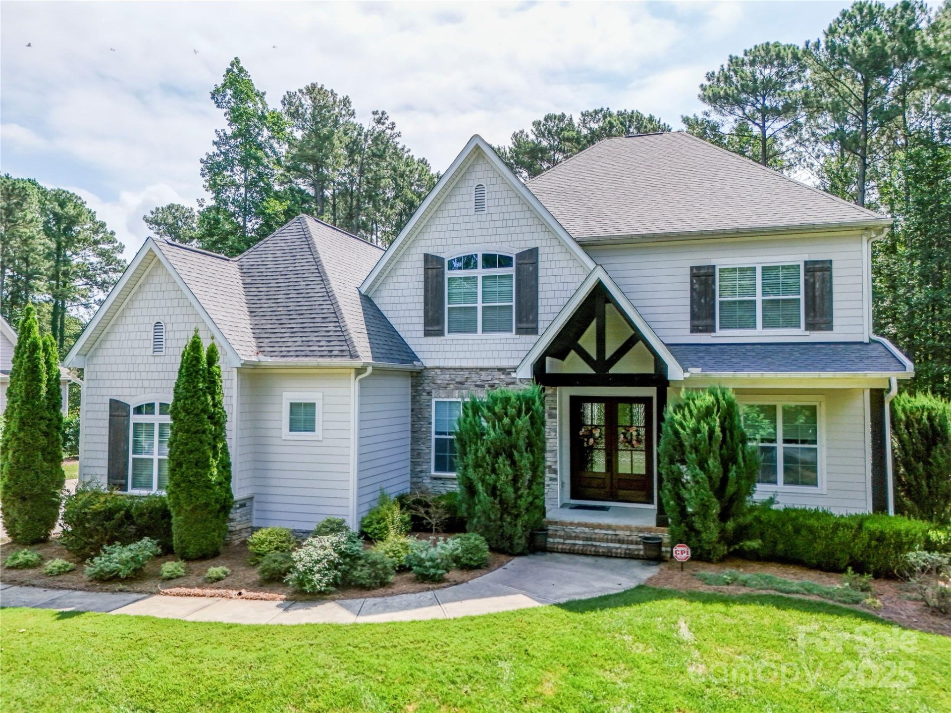 238 Grasshopper Circle