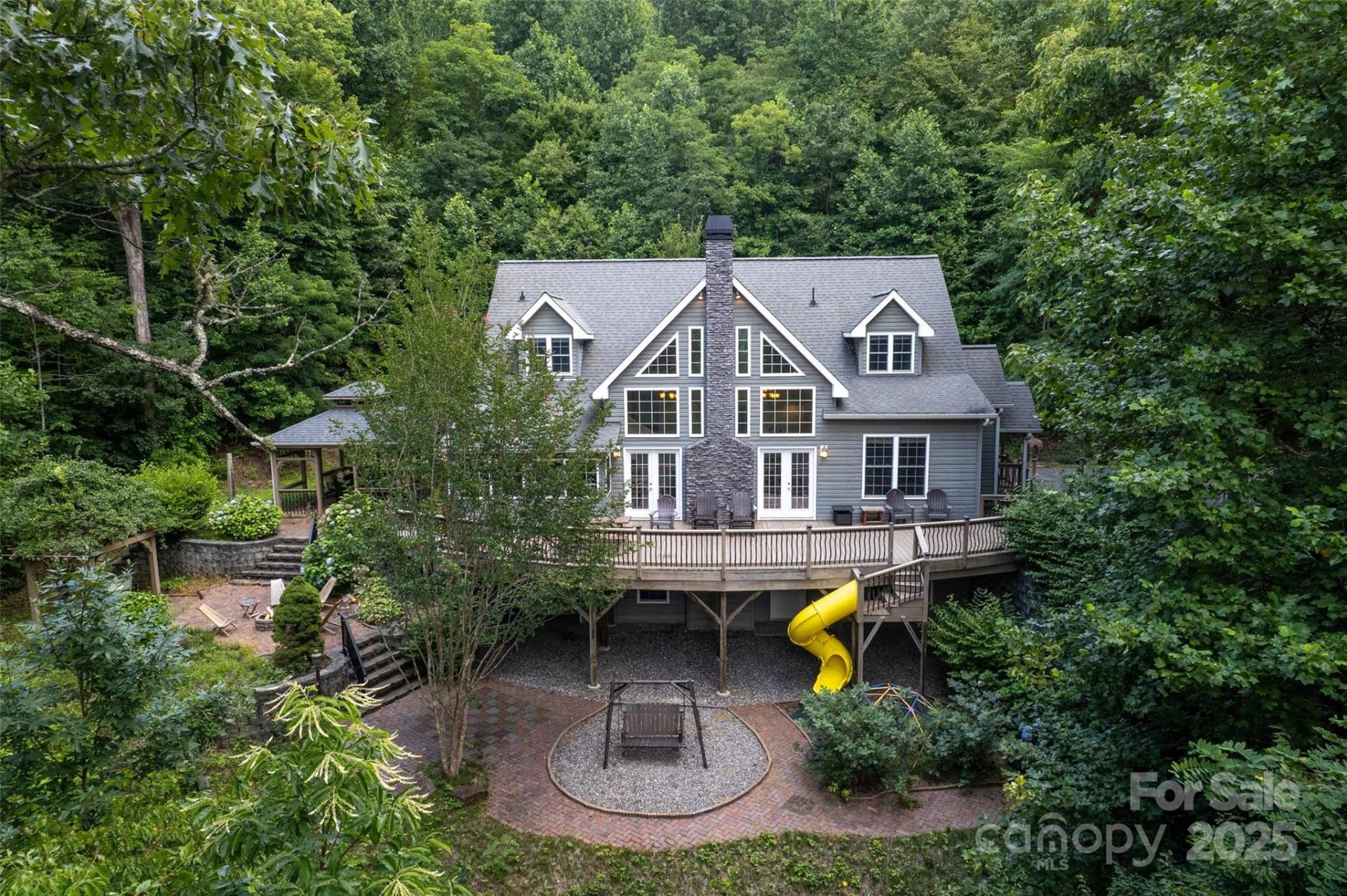 533 Safari Drive