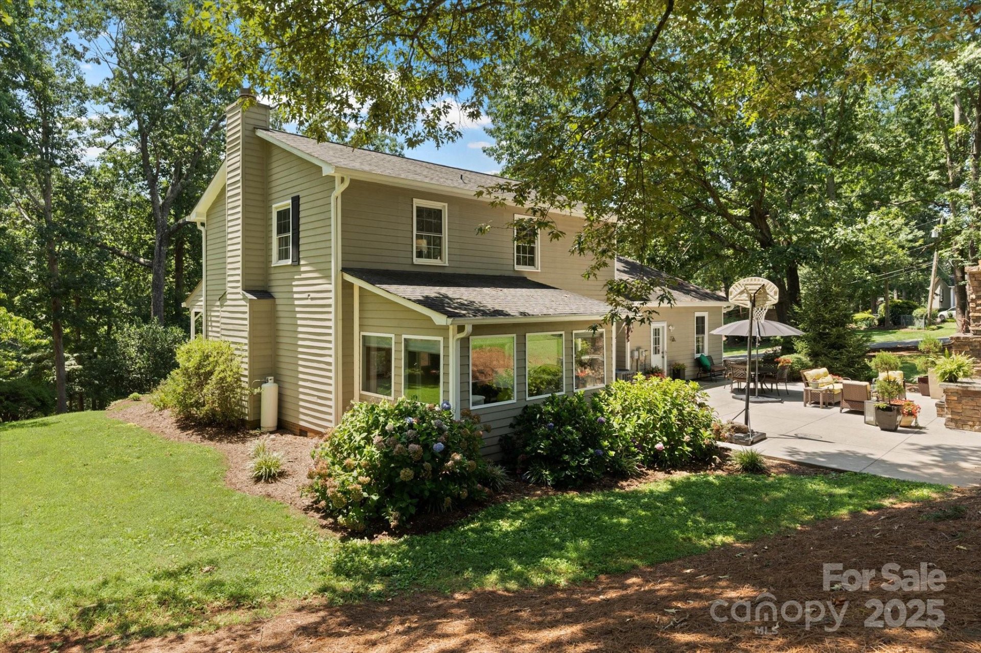 Property image 4 at 1496 Hardwood Circle, Newton, NC 28658