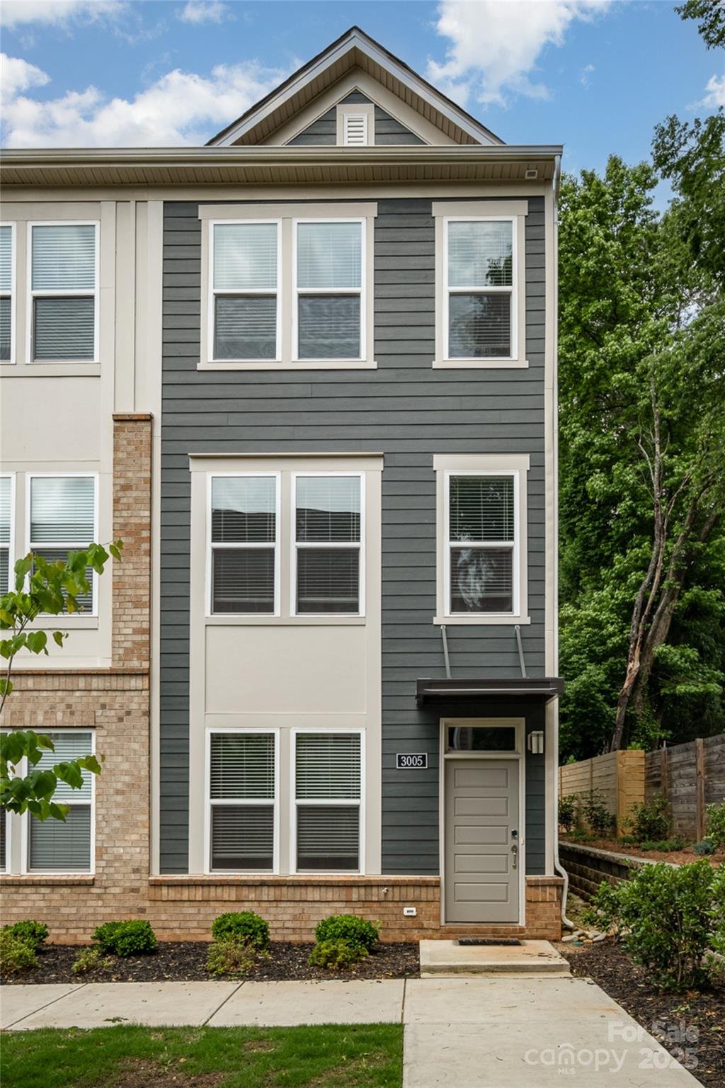 Property image 2 at 3005 Citizens Lane, Charlotte, NC 28205