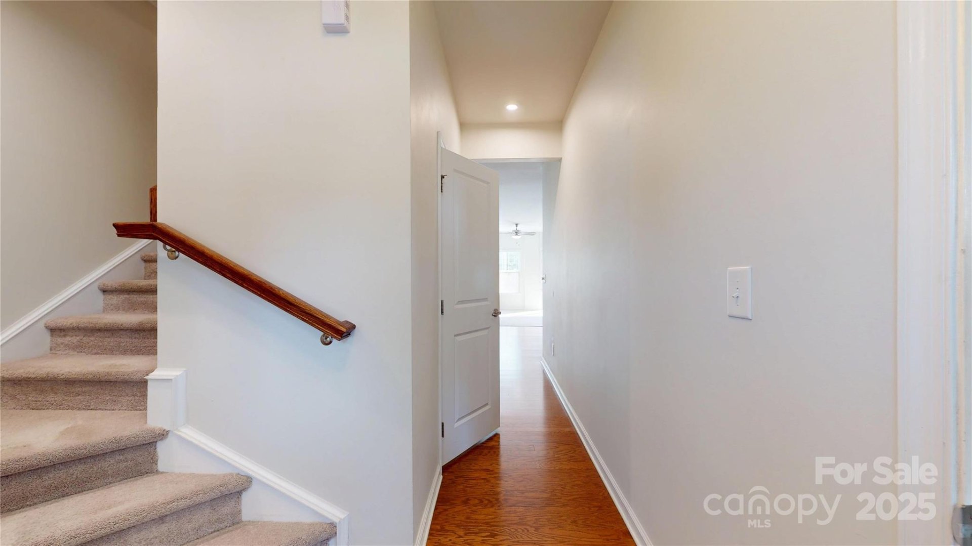 Property image 3 at 206 Scenic View Lane, Matthews, NC 28104
