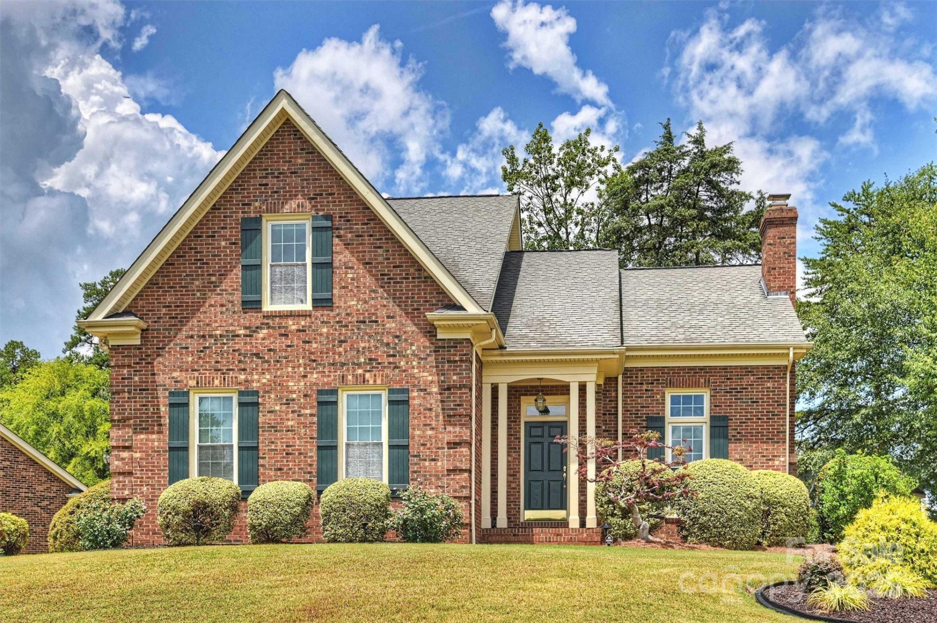 Property image 1 at 635 Sentinel Oak Lane, Charlotte, NC 28214