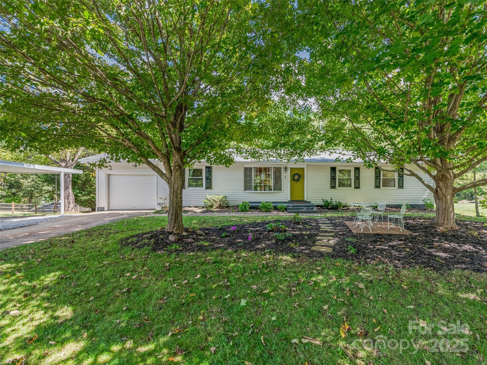 Property image 1 at 47 Grandview Road, Asheville, NC 28806