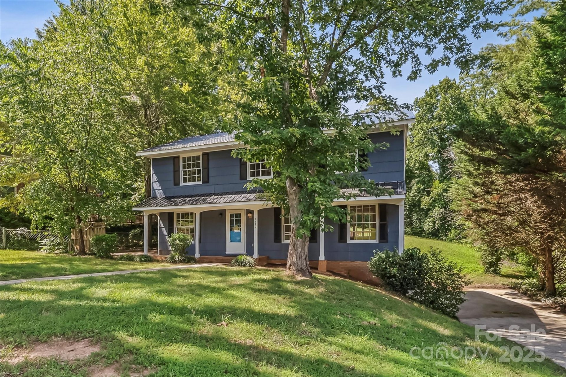 Property image 2 at 1120 16th Avenue, Hickory, NC 28601