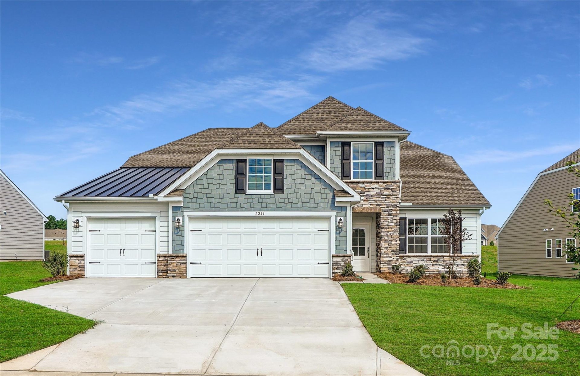 2244 Moon Crest Road