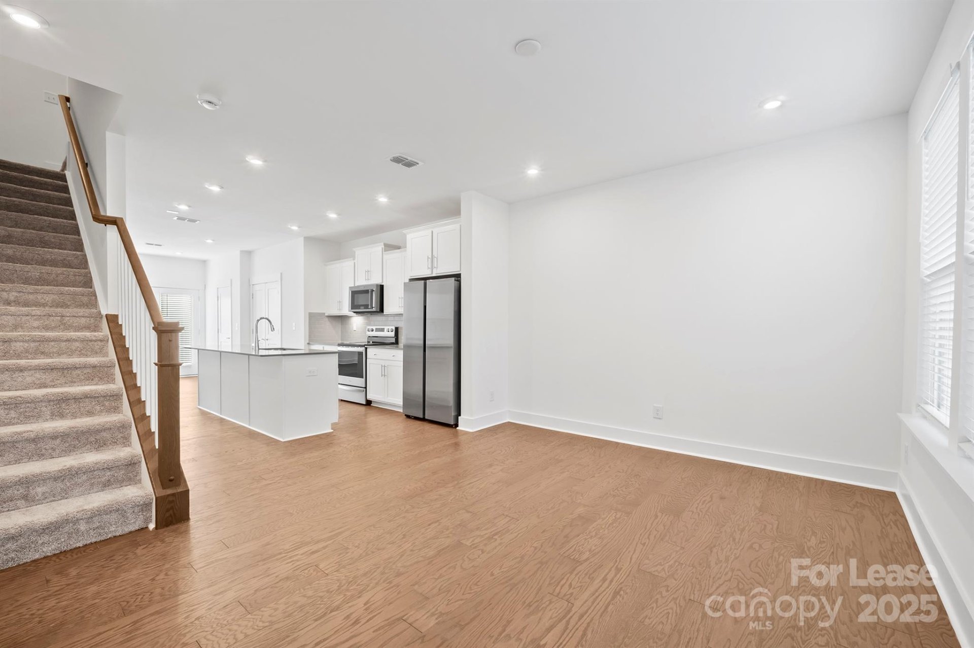 Property image 3 at 4018 Capital Ridge Court, Charlotte, NC 28205