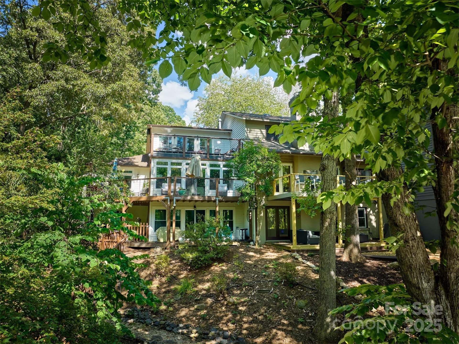 Property image 2 at 10 Weatherly Way, Lake Wylie, SC 29710