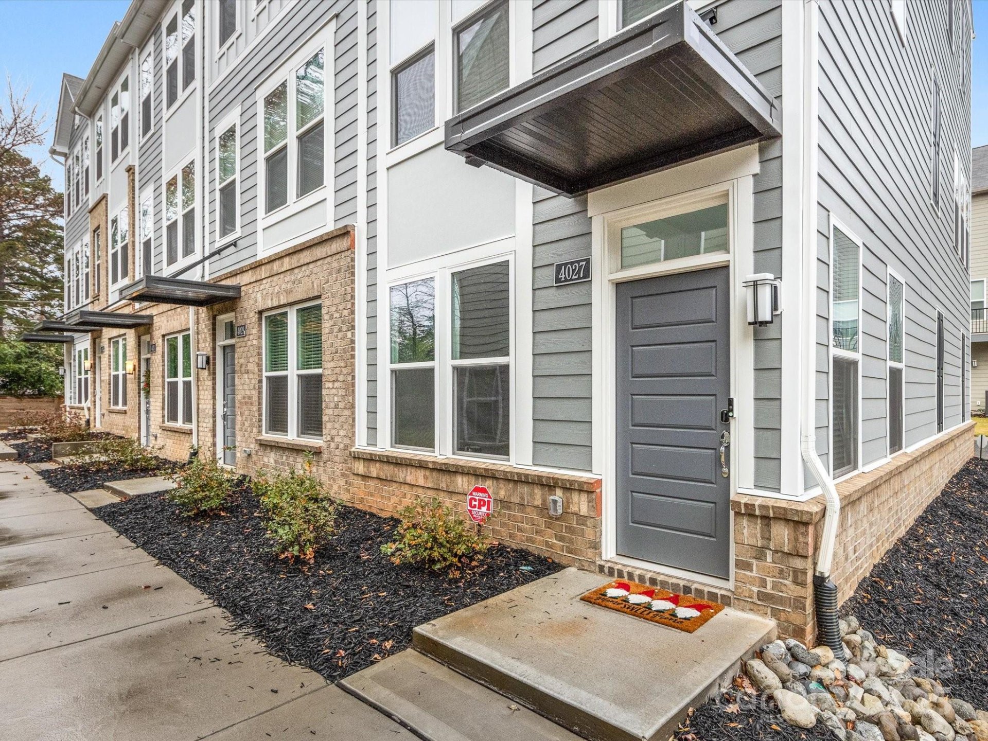 Property image 3 at 4027 Capital Ridge Court, Charlotte, NC 28205
