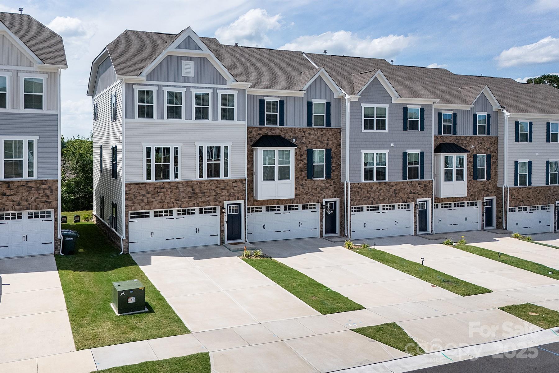 Property image 2 at 9910 Oaklawn Boulevard, Huntersville, NC 28078