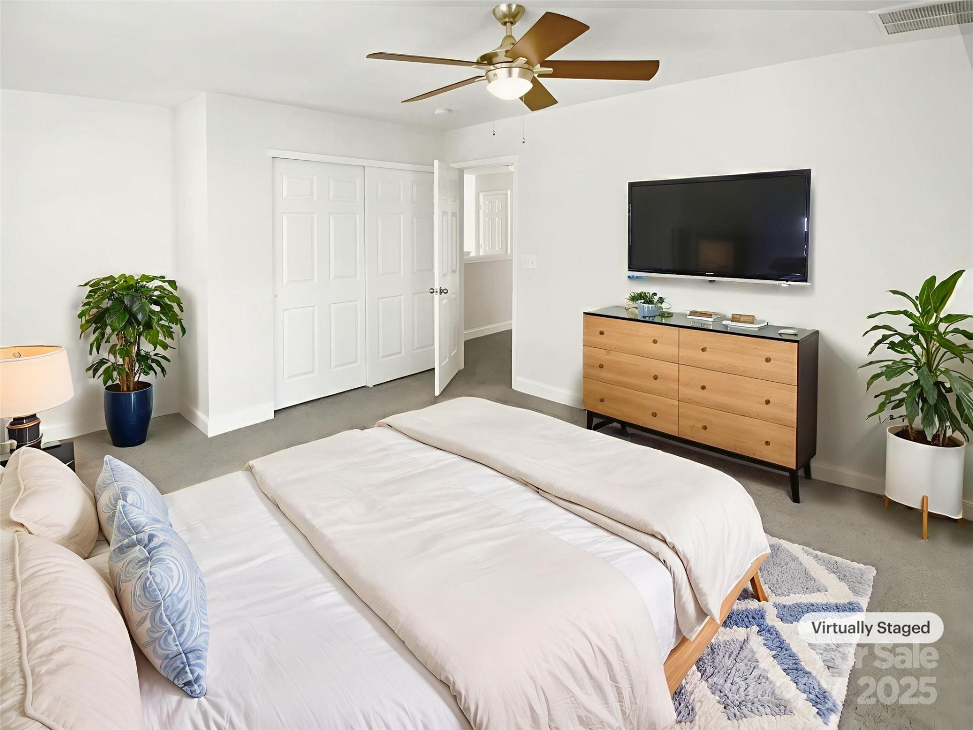 Property image 4 at 7042 Evanton Loch Road, Charlotte, NC 28278