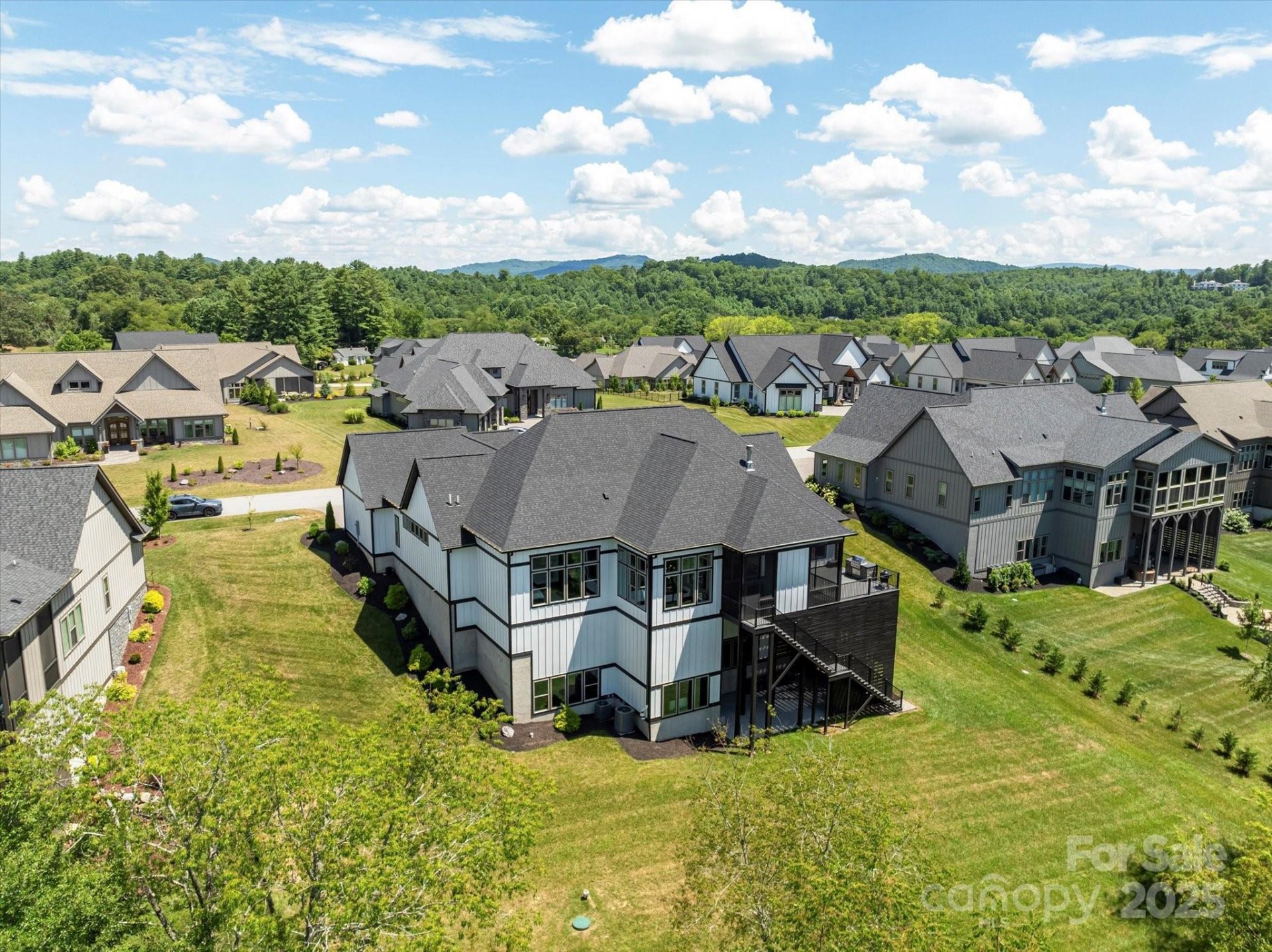 Property image 3 at 465 Daniel Circle Drive, Mills River, NC 28759