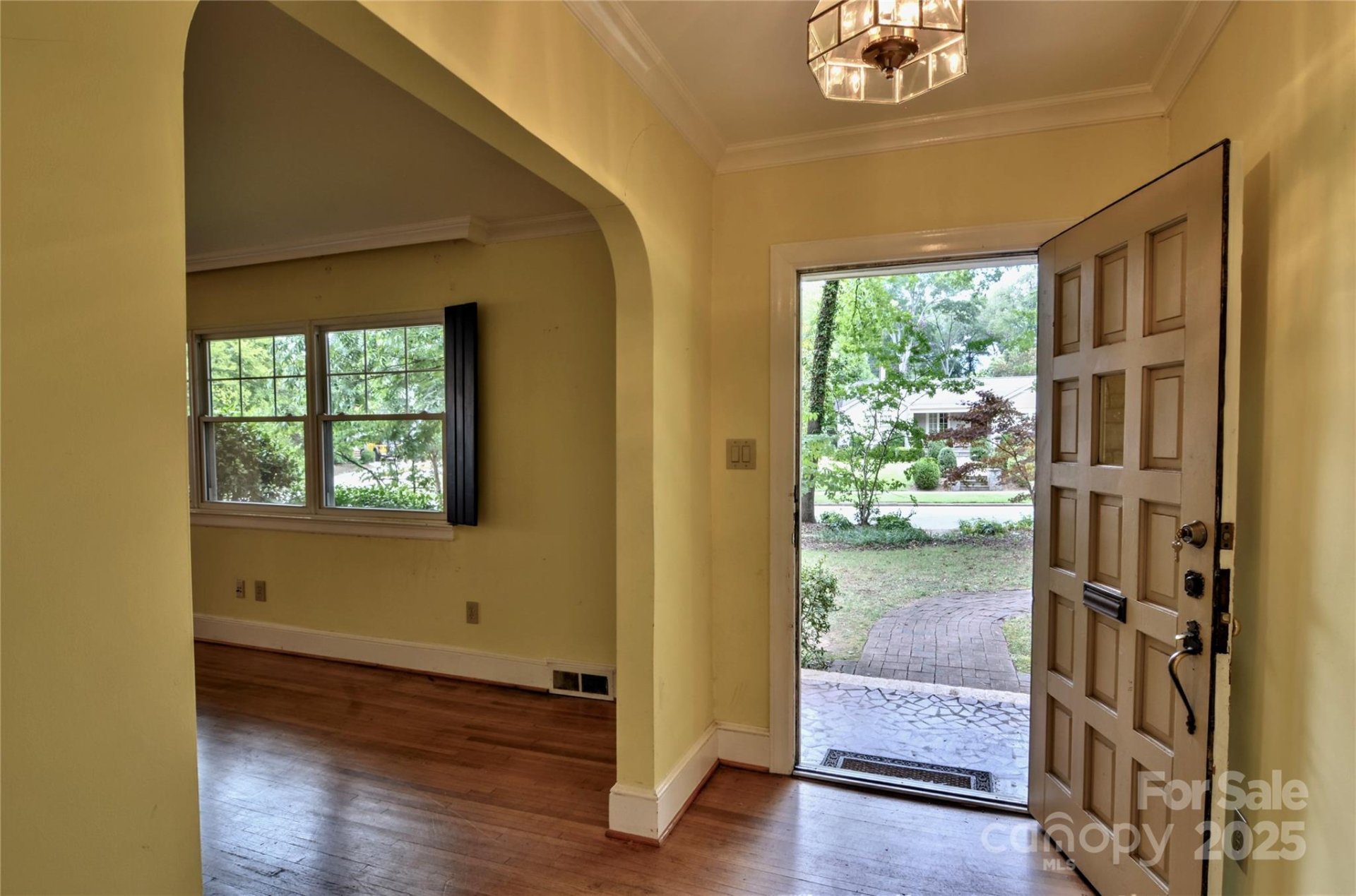 Property image 4 at 1960 Maryland Avenue, Charlotte, NC 28209