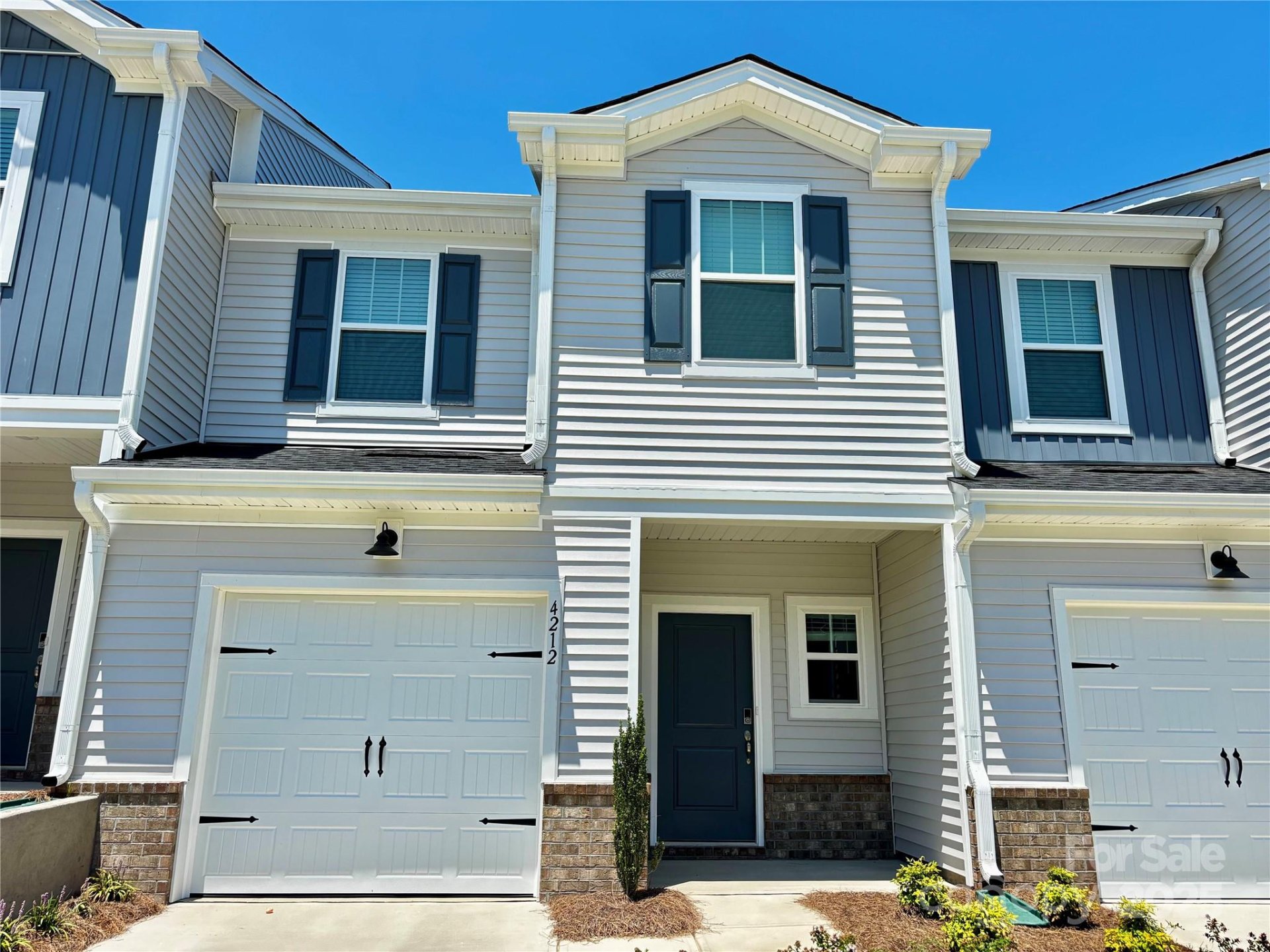 Property image 1 at 4212 Summit Woods Drive, Charlotte, NC 28216