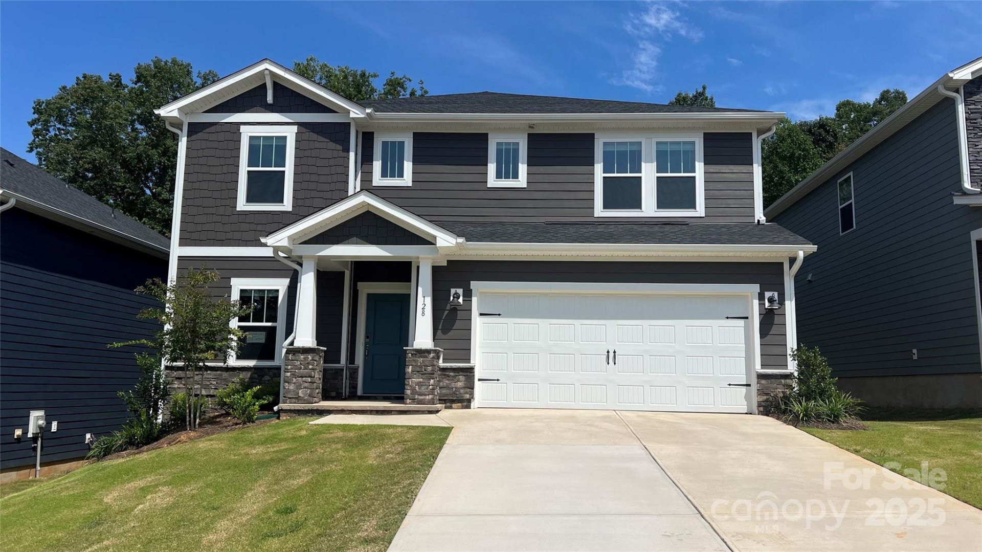 Sutters Mill, Mooresville Community