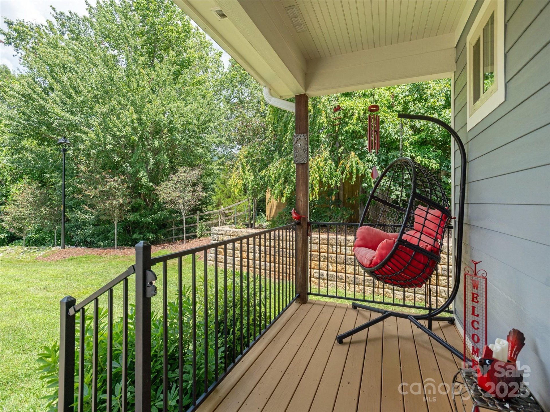 Property image 3 at 37 Thornes Lane, Asheville, NC 28805