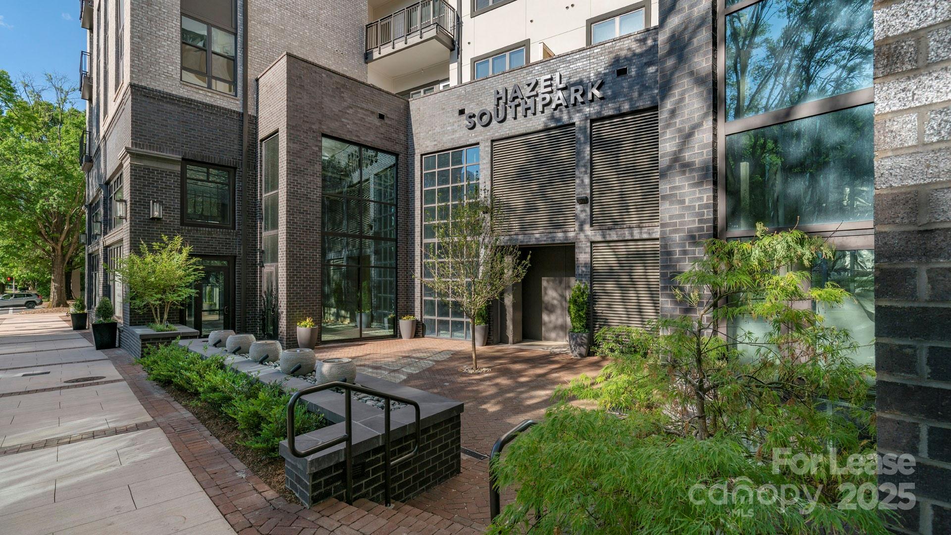 Property image 5 at 4401 Barclay Downs Drive, Charlotte, NC 28211