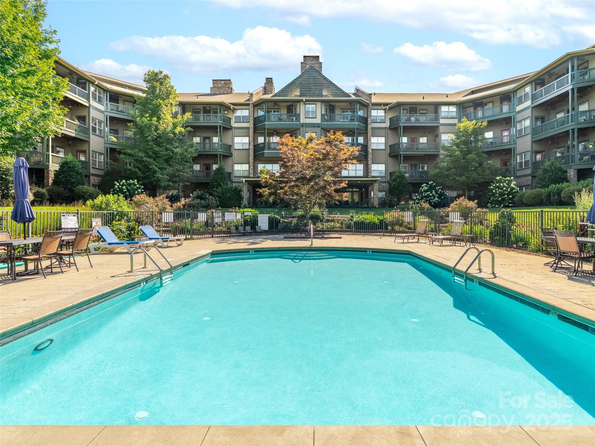 Property image 3 at 9 Kenilworth Knoll, Asheville, NC 28805
