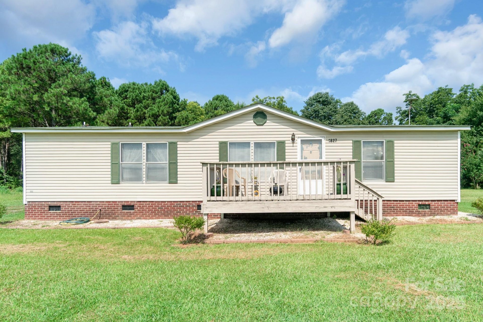 1827 Brown Road