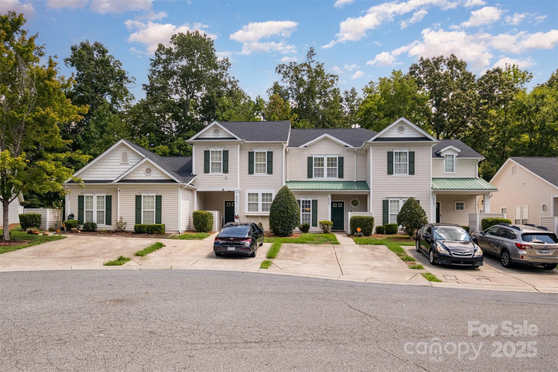 Property image 3 at 8229 Carob Tree Lane, Charlotte, NC 28215