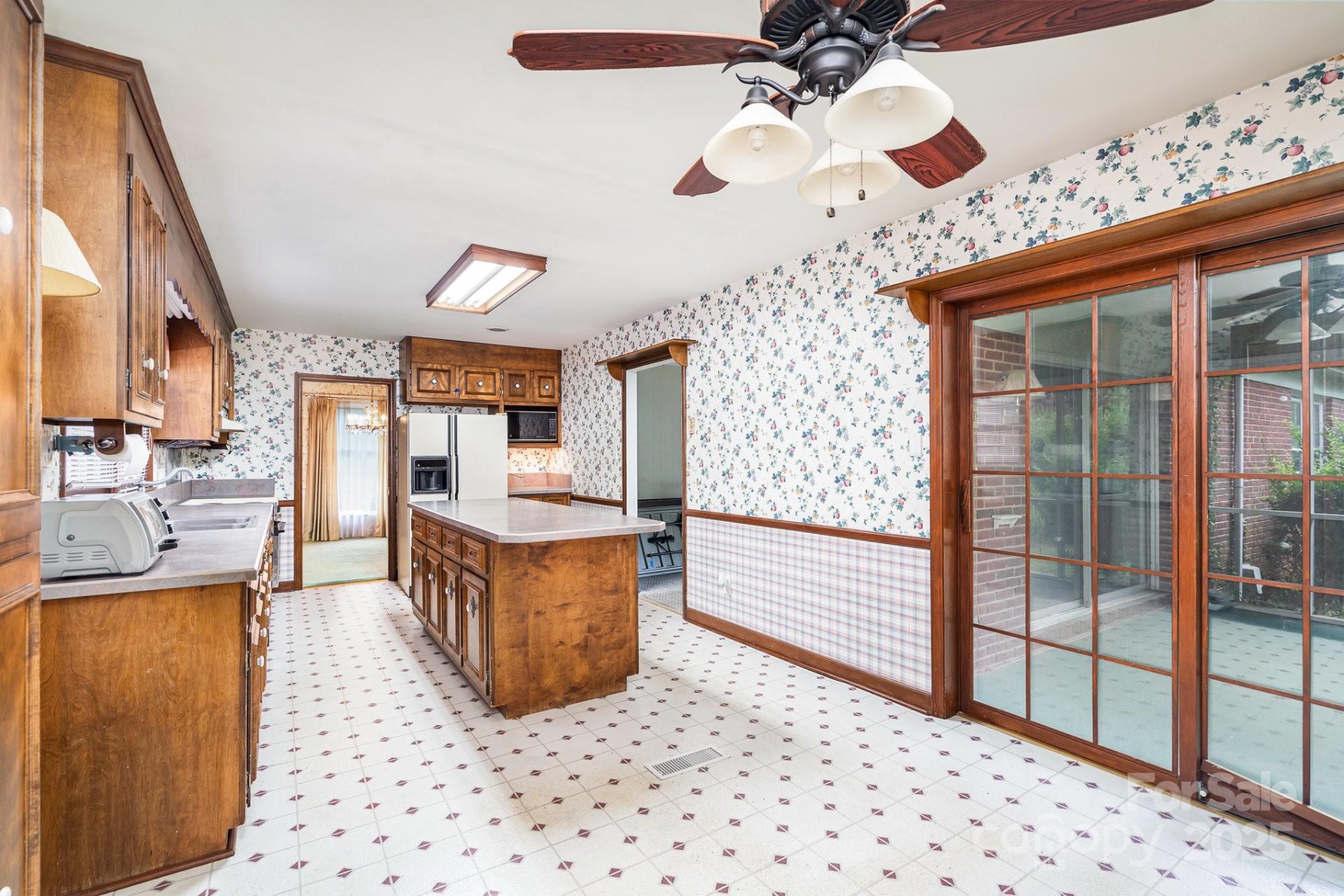 Property image 5 at 216 Chadmore Drive, Charlotte, NC 28270