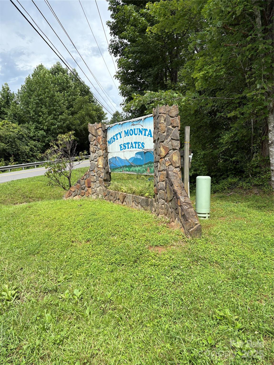 Property image 3 at 7 Misty Mountain Drive, Nebo, NC 28761