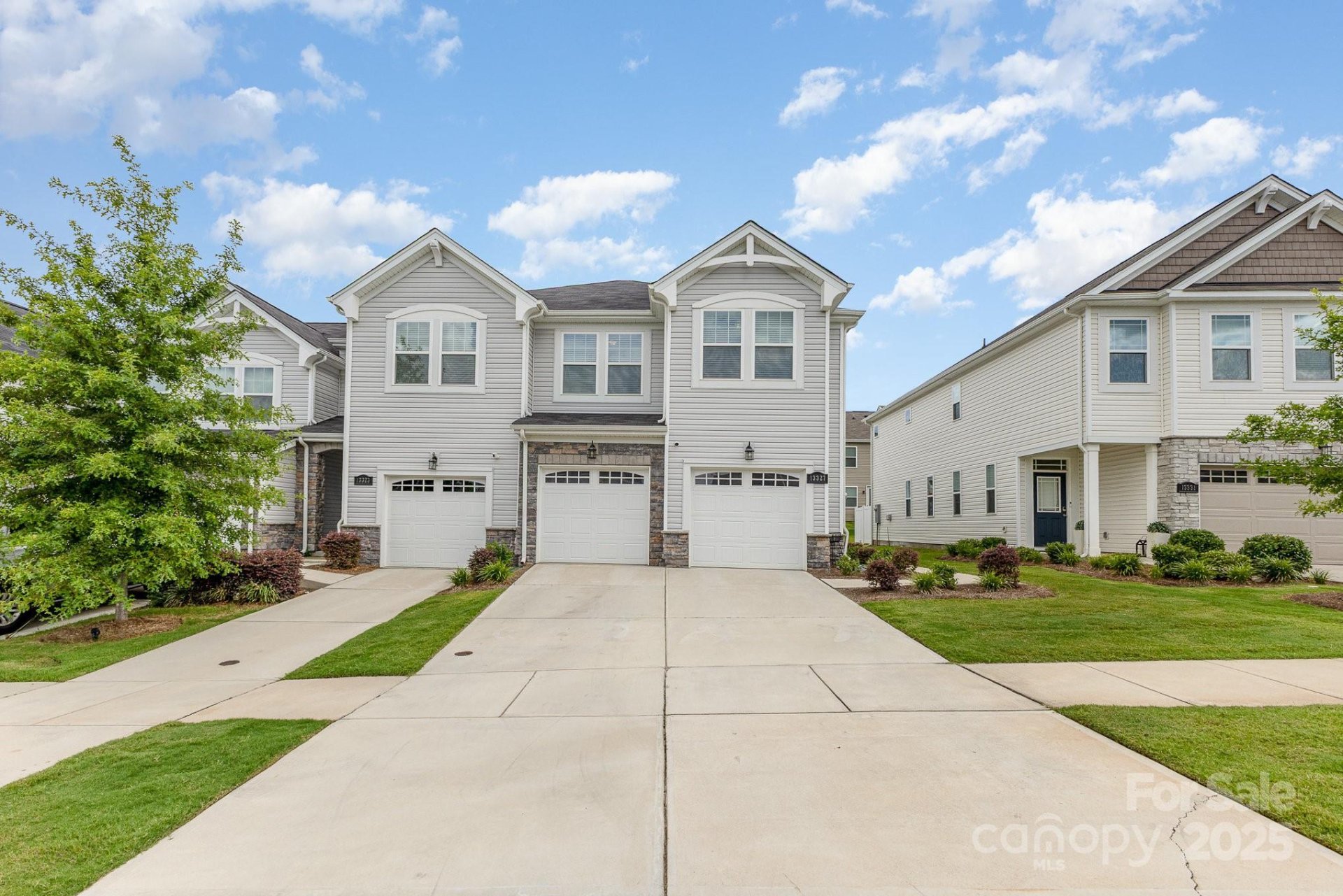 Property image 2 at 13327 Savaine Street, Charlotte, NC 28278