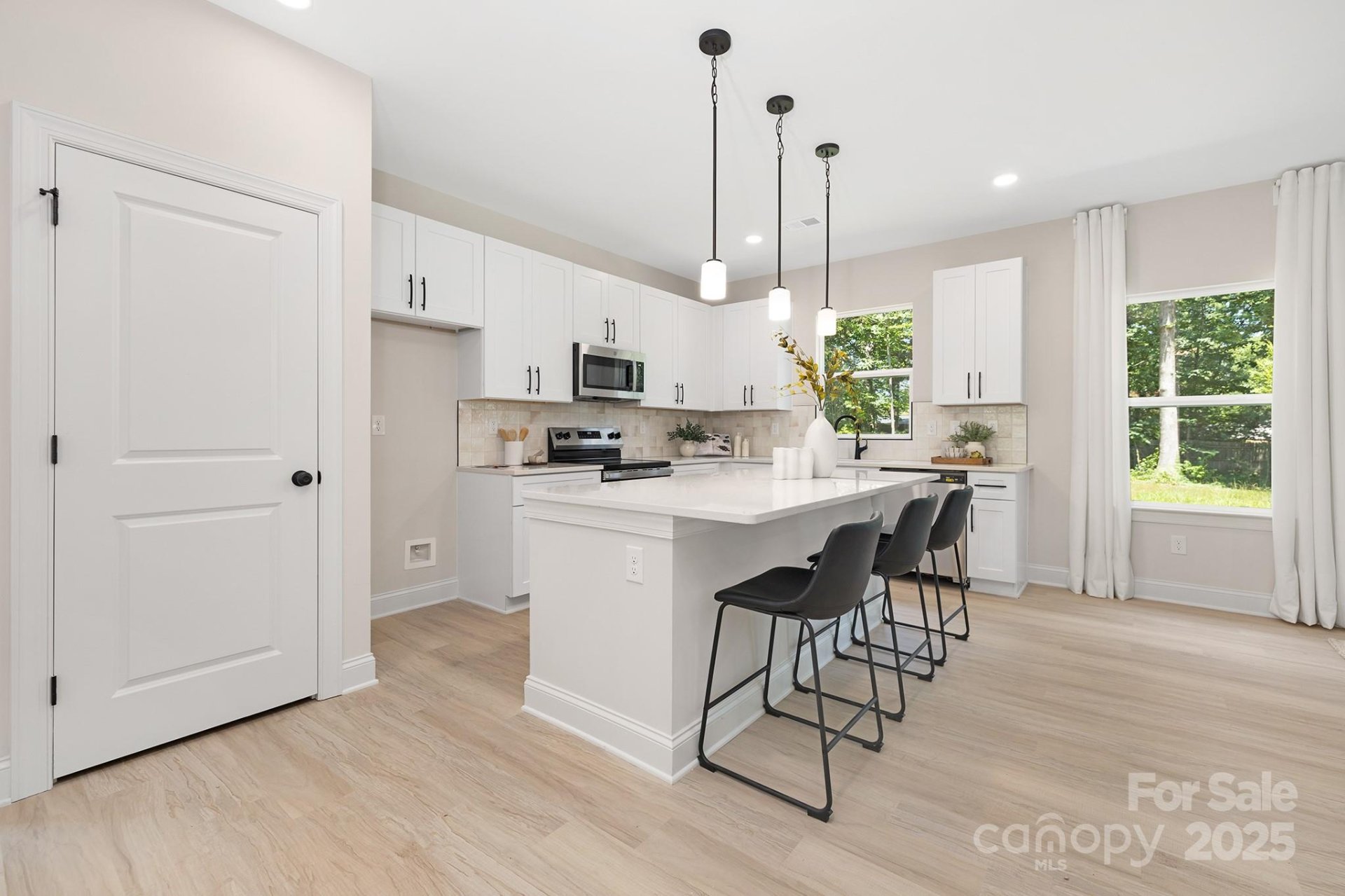 Property image 5 at 6121 Grove Park Boulevard, Charlotte, NC 28215