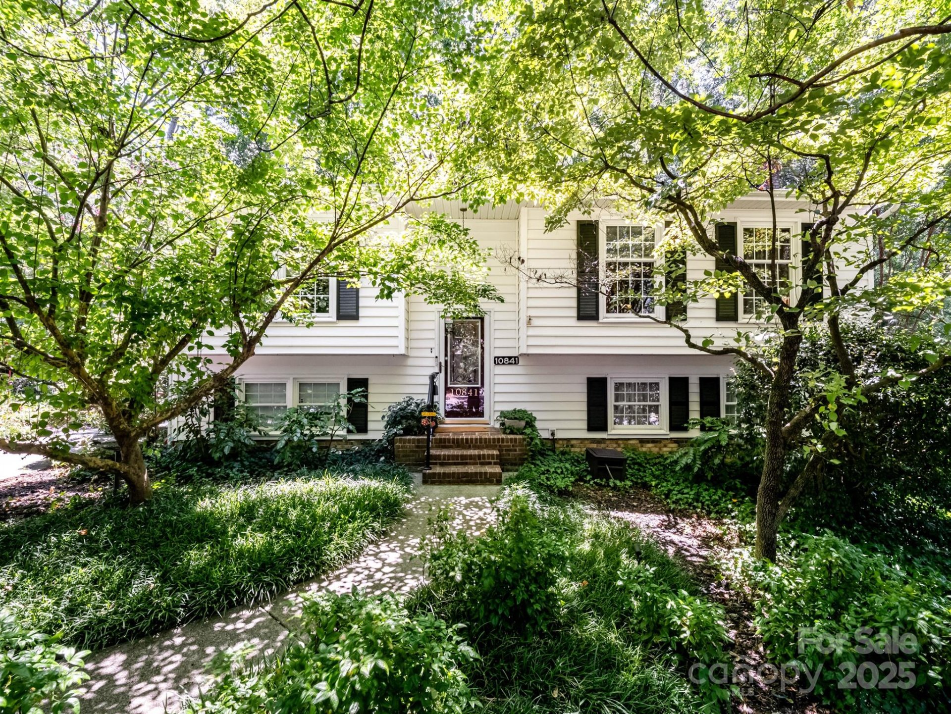 10841 Flat Iron Road