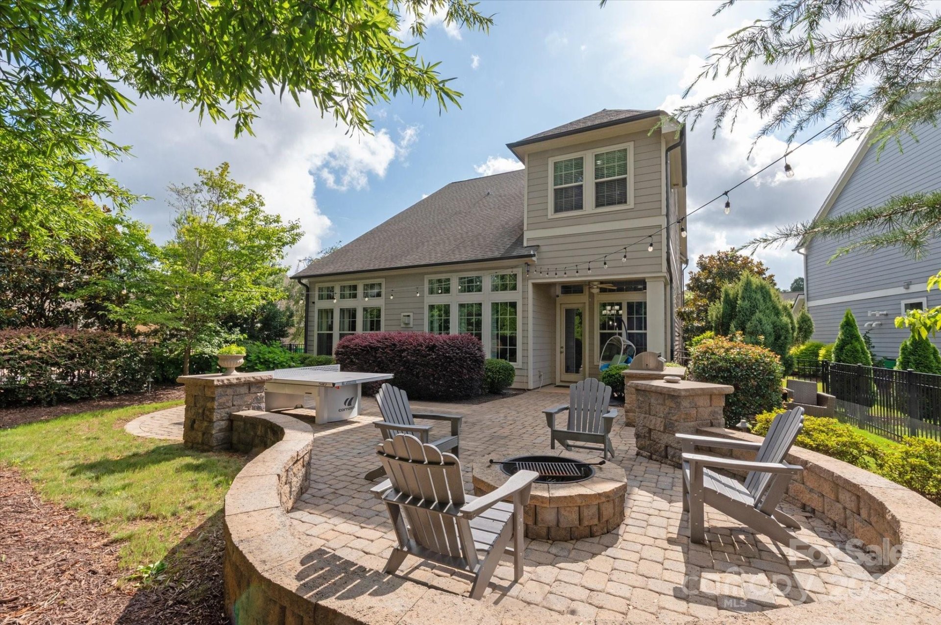 Property image 2 at 6510 Honeymeade Circle, Charlotte, NC 28277