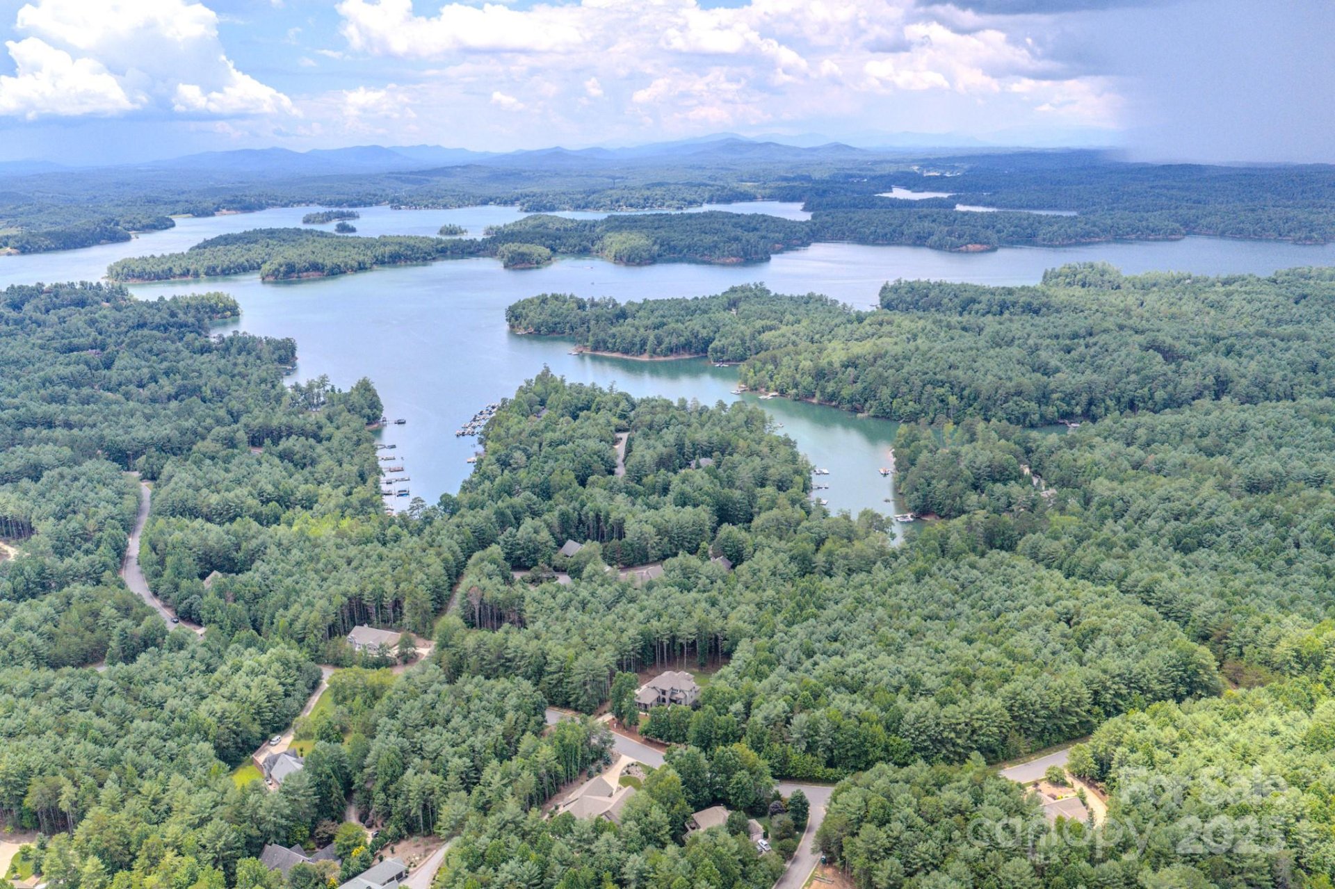 Property image 4 at 1416 Southpointe Drive, Morganton, NC 28655