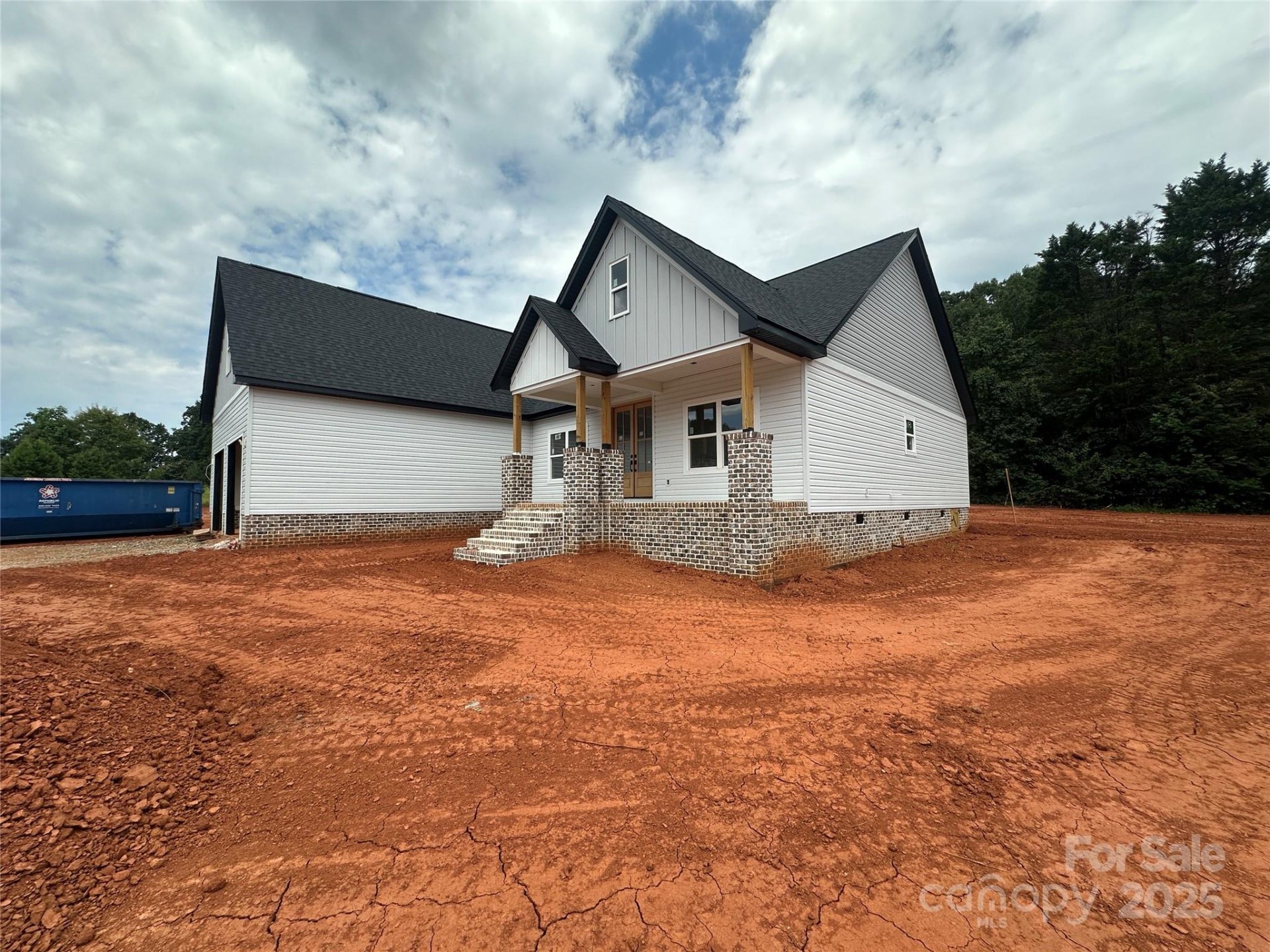 Property image 2 at 2988 Quail Drive, Newton, NC 28658