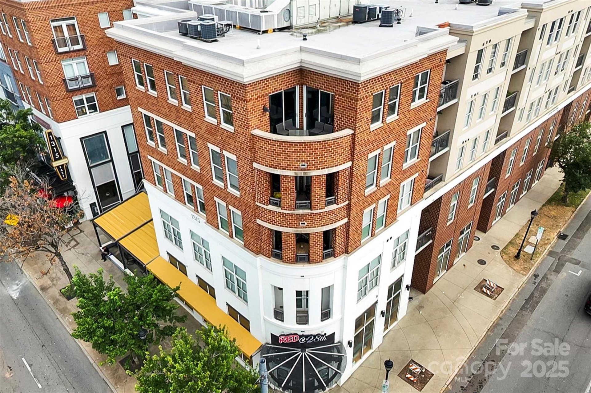 1315 East Condominium, Charlotte Community