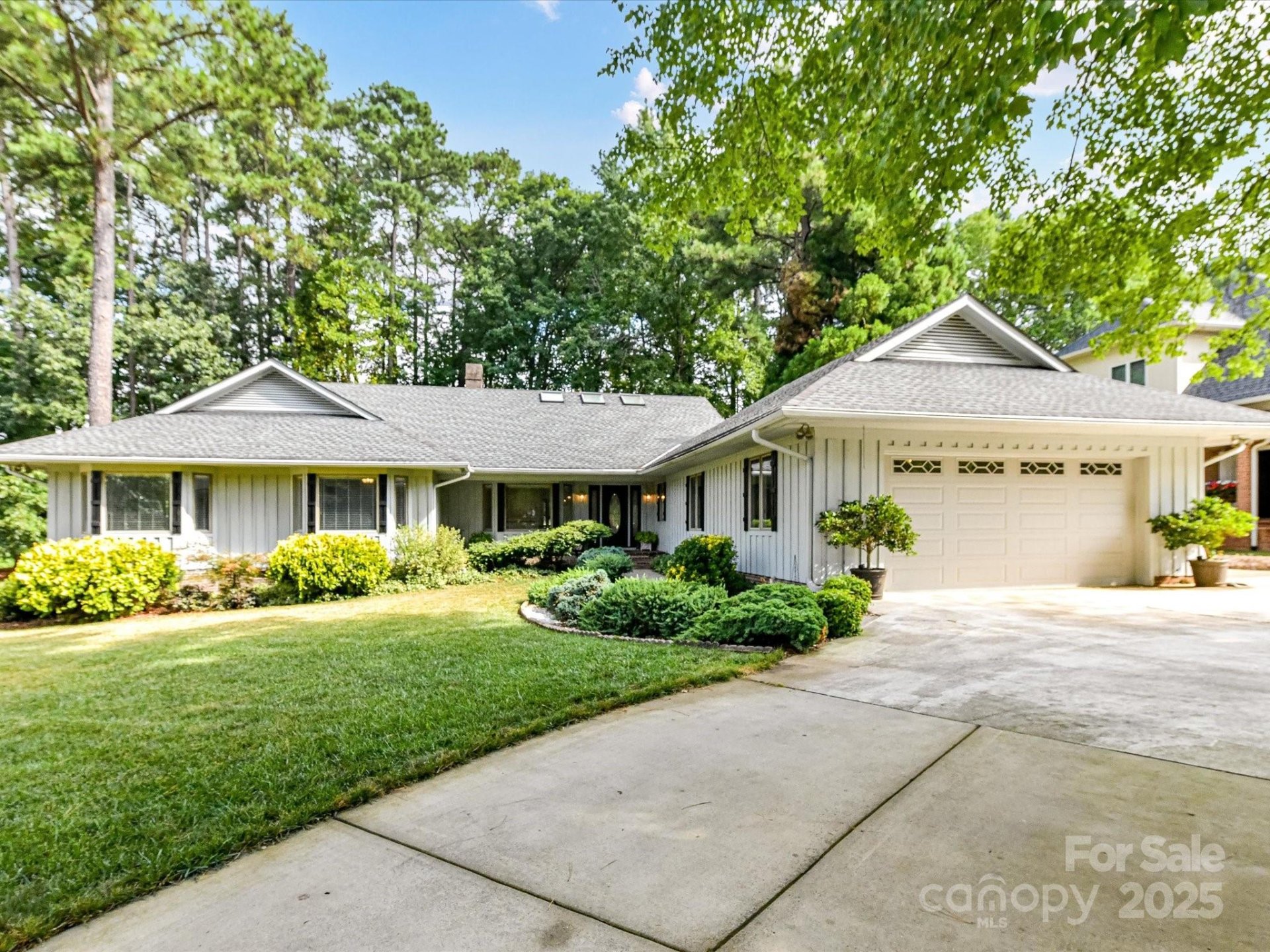 Property image 2 at 7963 Prestwick Lane, Stanley, NC 28164