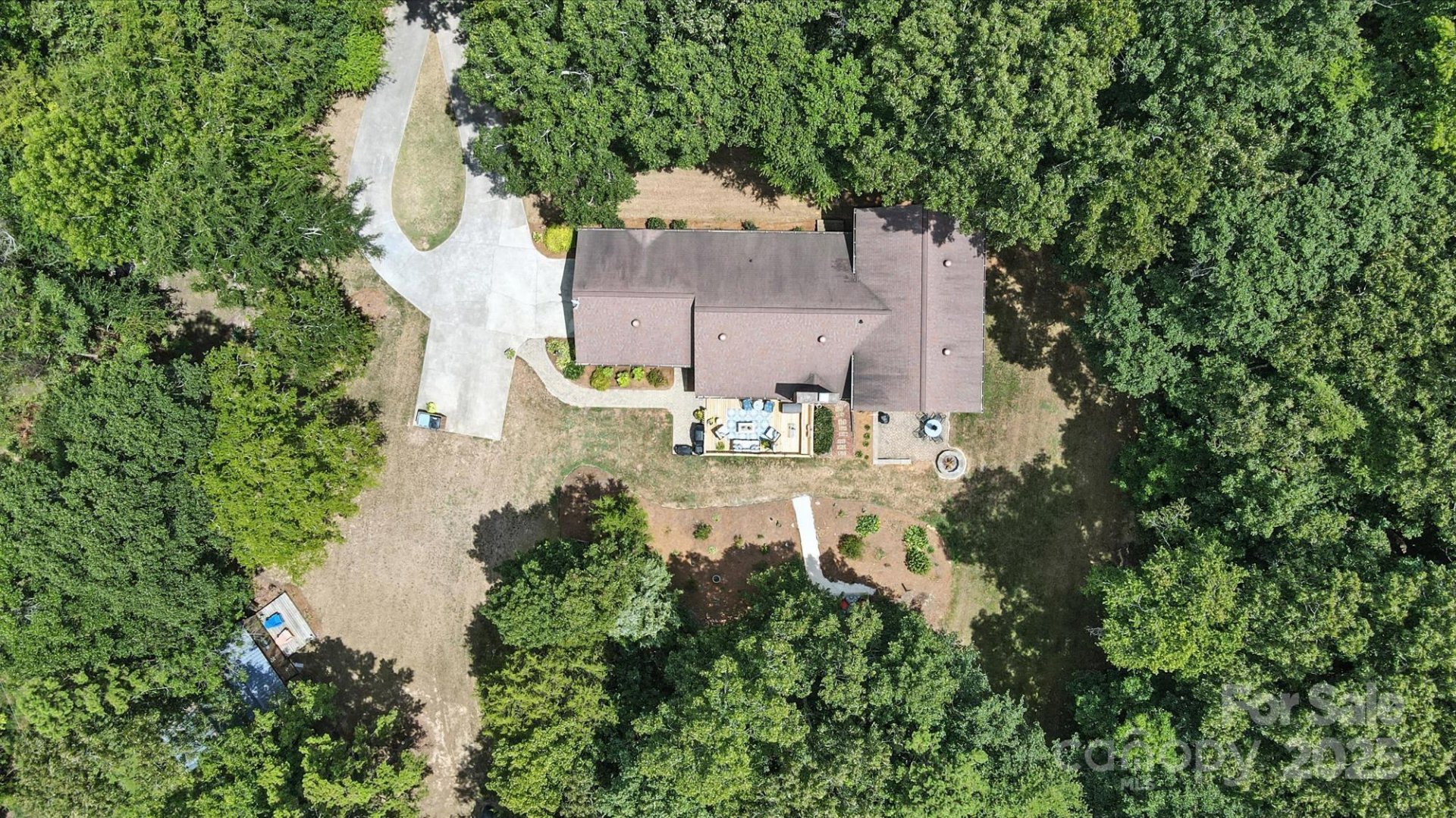 Property image 3 at 208 Falcon Drive, Concord, NC 28025