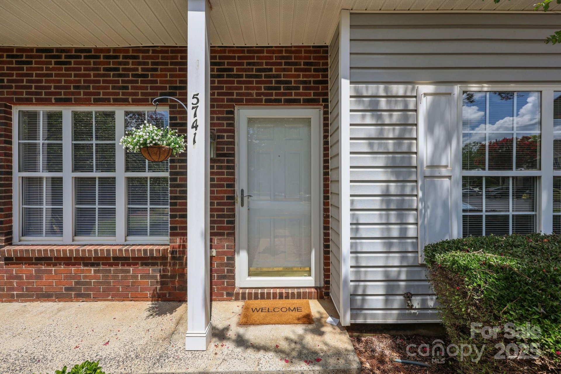 Property image 3 at 5741 Cougar Lane, Charlotte, NC 28269