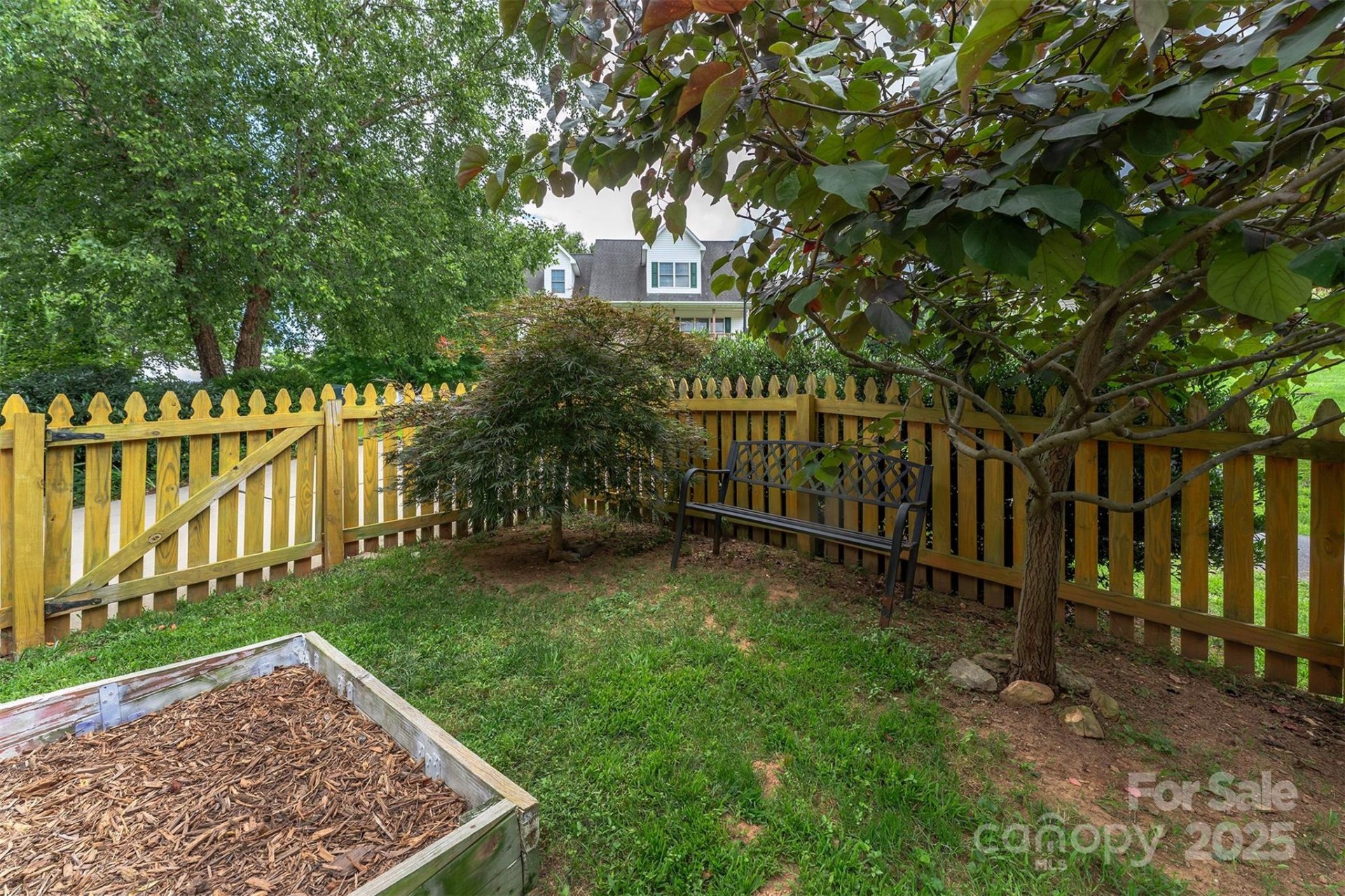 Property image 4 at 10 Village East Court, Asheville, NC 28805
