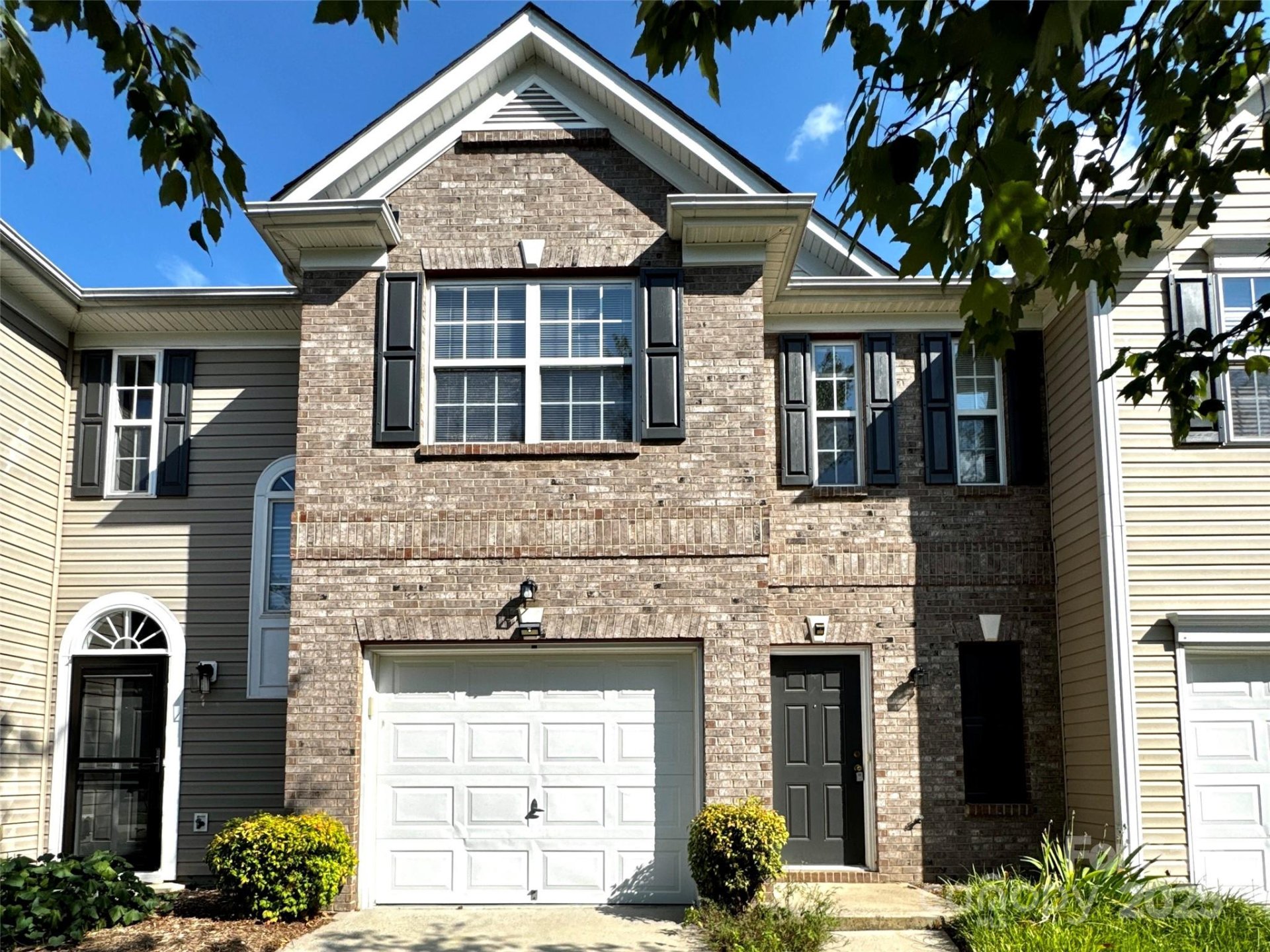 Walkers Glen, Concord Community