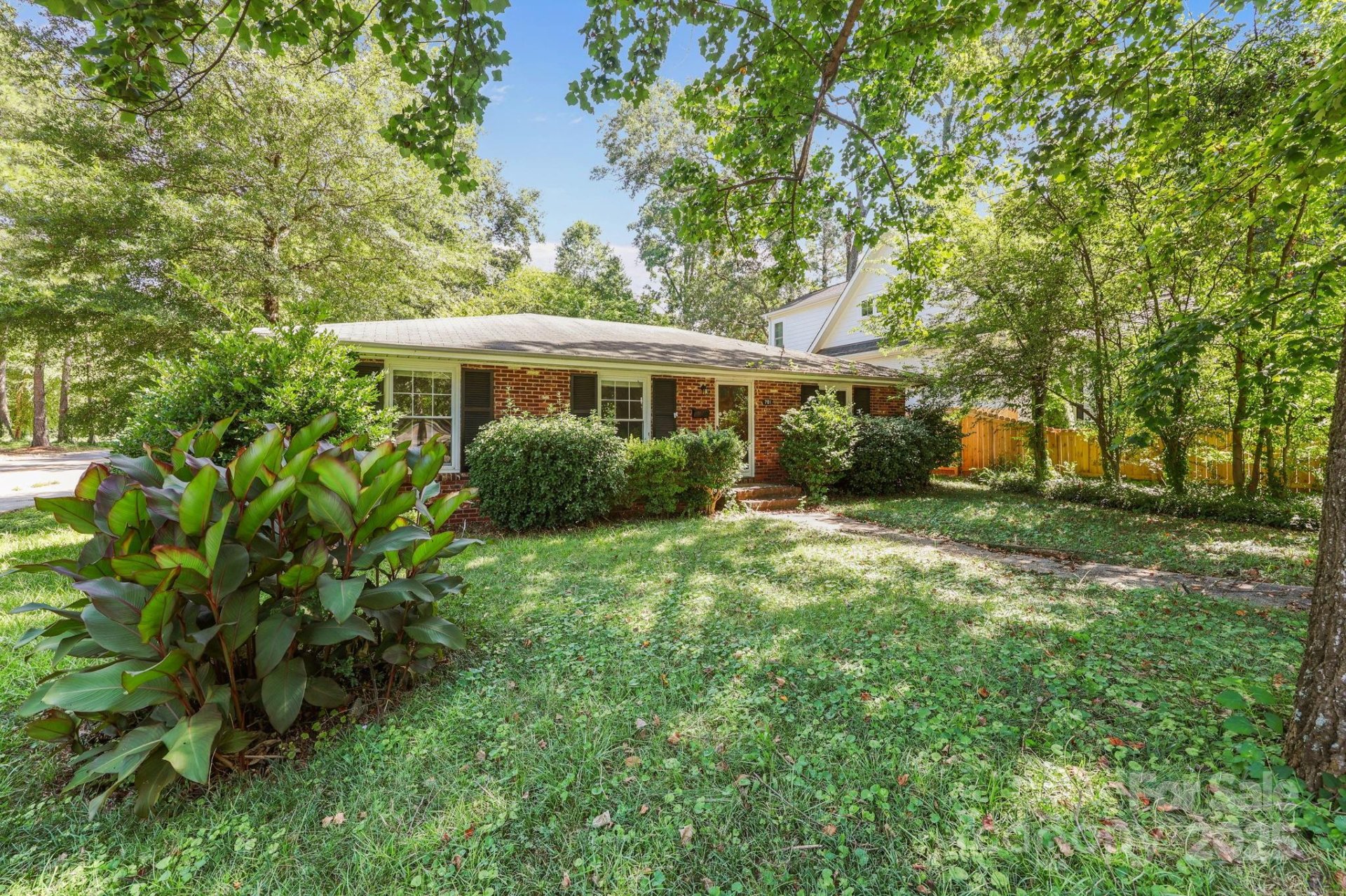 Property image 4 at 701 Hollis Road, Charlotte, NC 28209