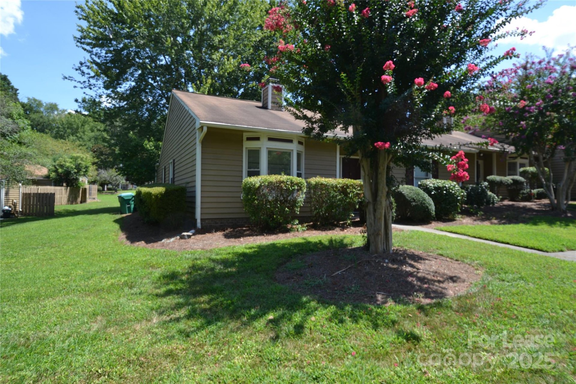 Property image 2 at 8317 Summerglen Circle, Charlotte, NC 28227