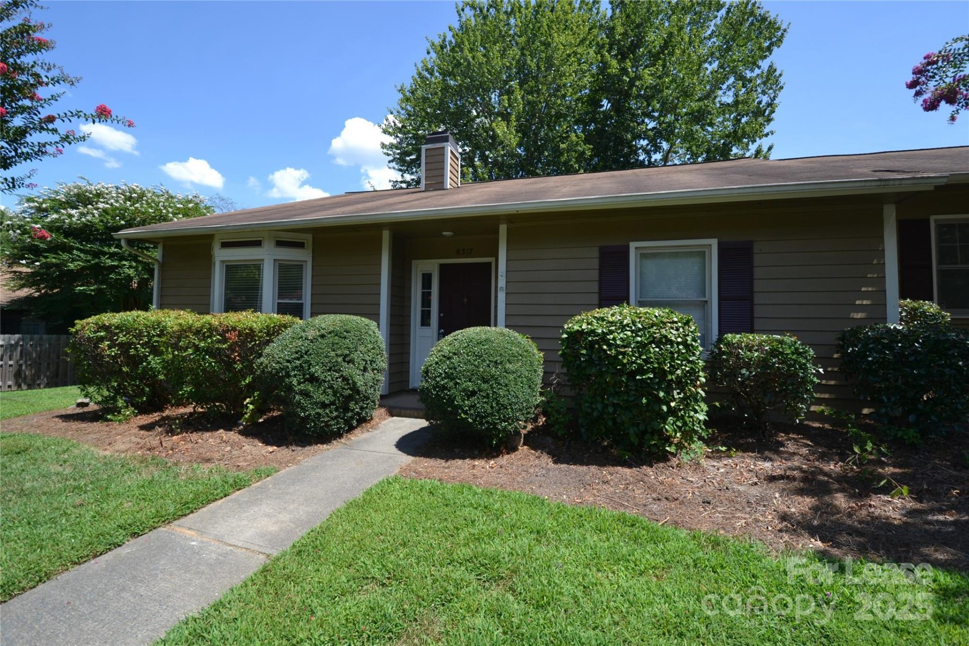 Property image 3 at 8317 Summerglen Circle, Charlotte, NC 28227