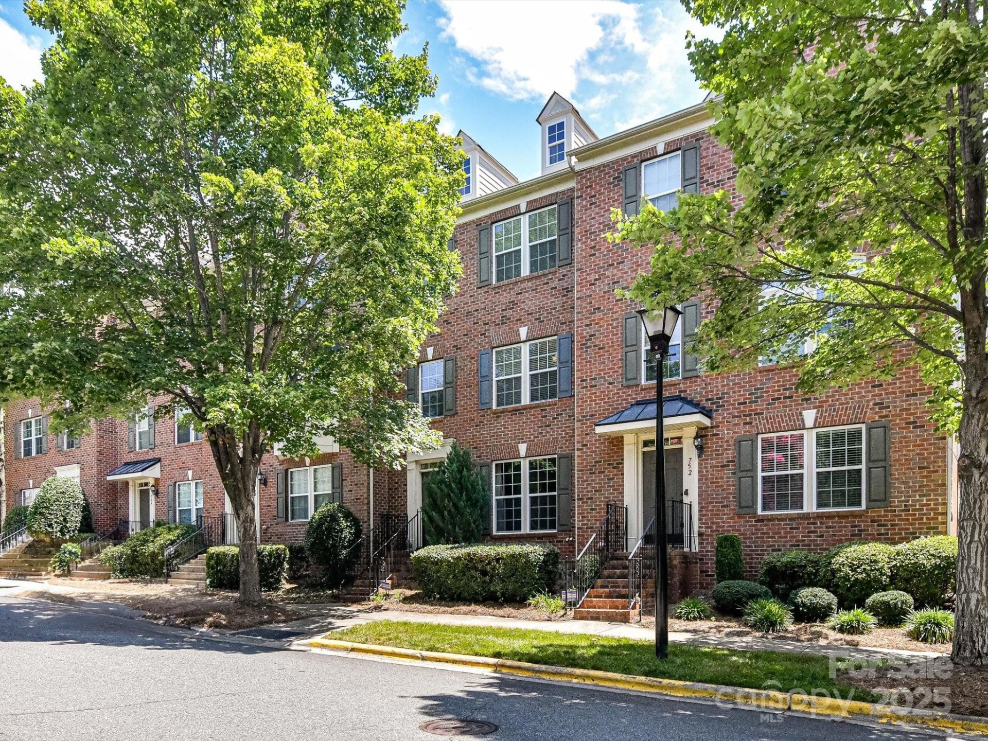 Property image 3 at 756 Naramore Street, Davidson, NC 28036