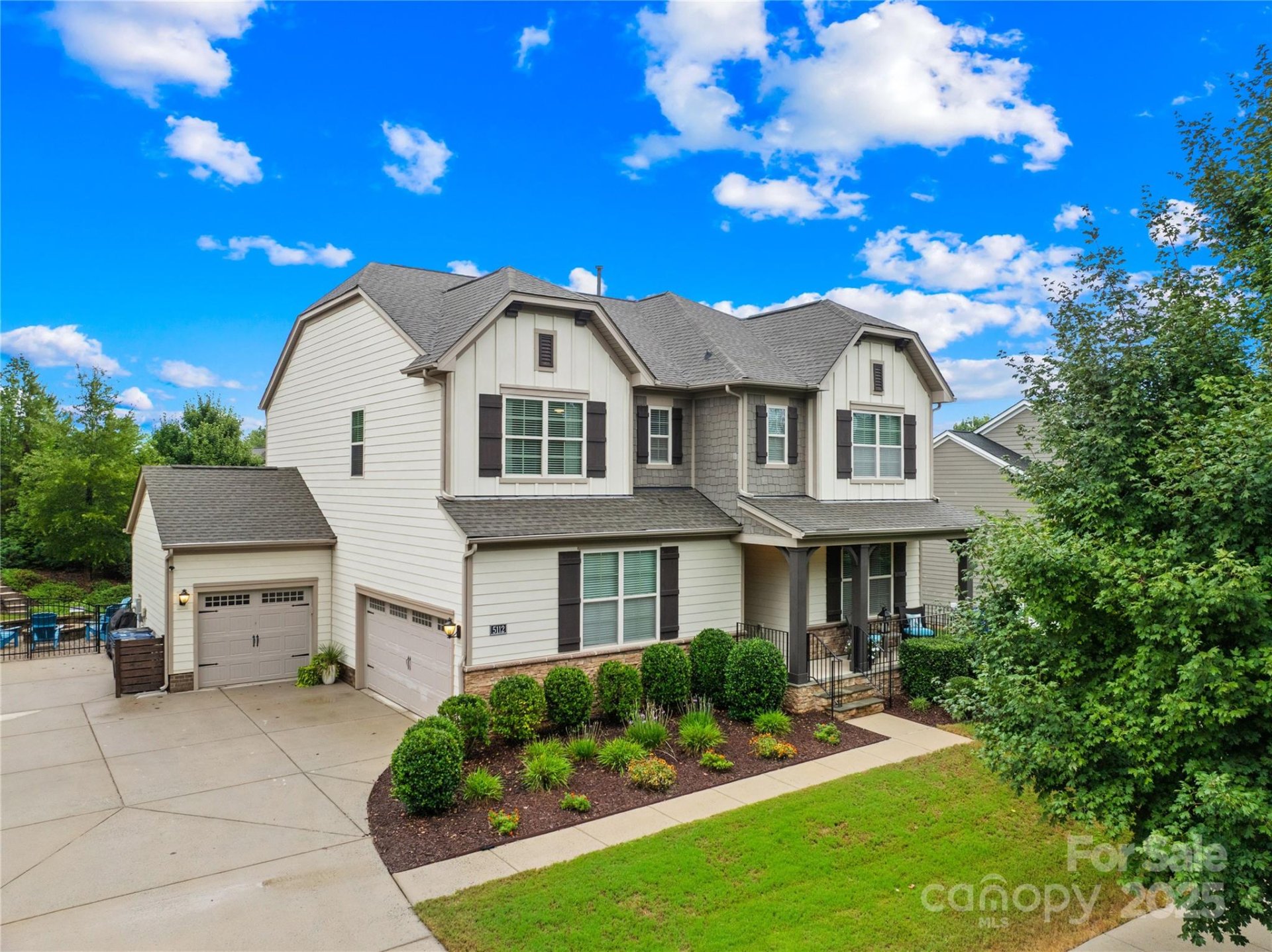 5112 Ingleburn Lane