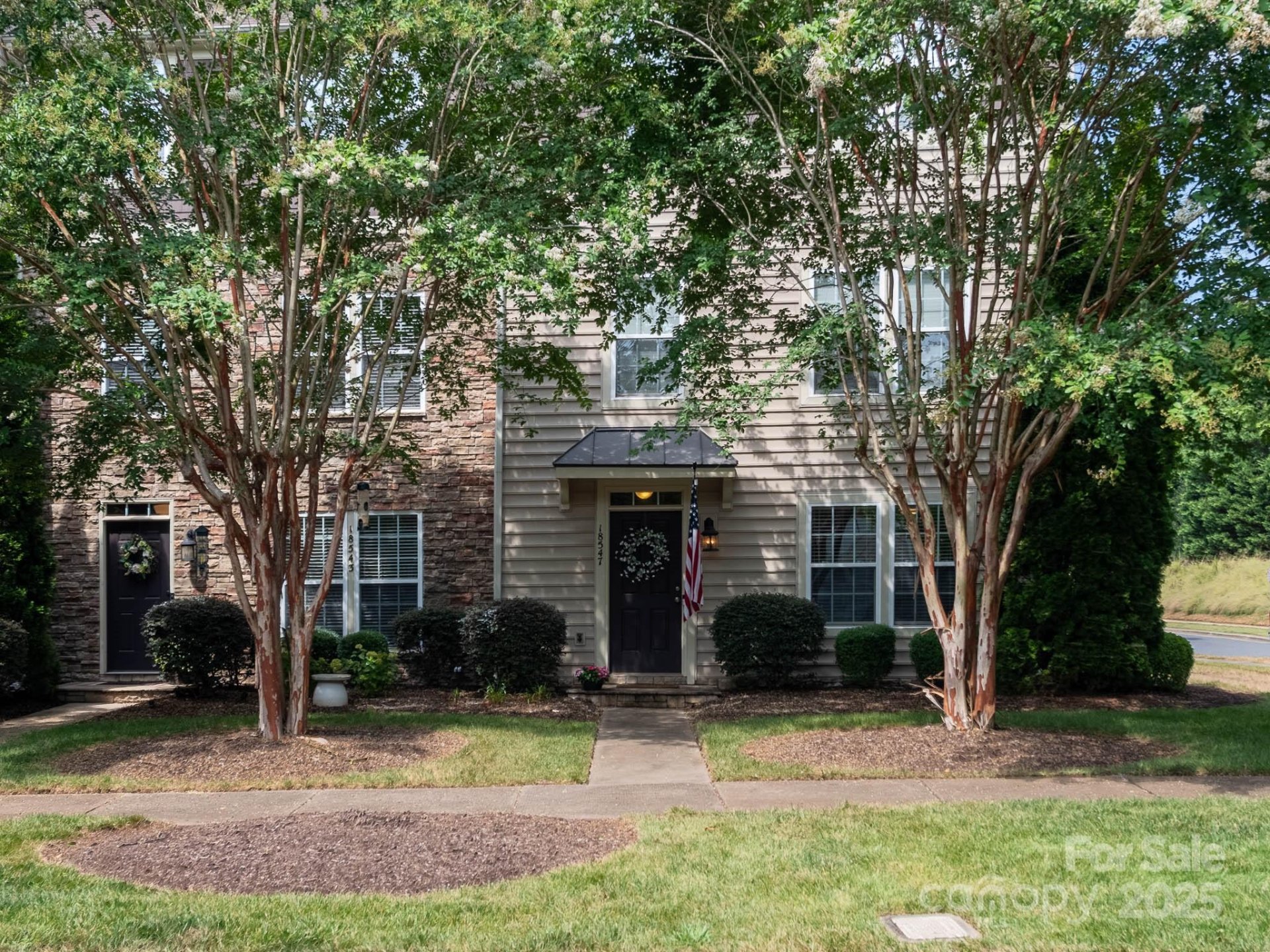 18547 The Commons Boulevard