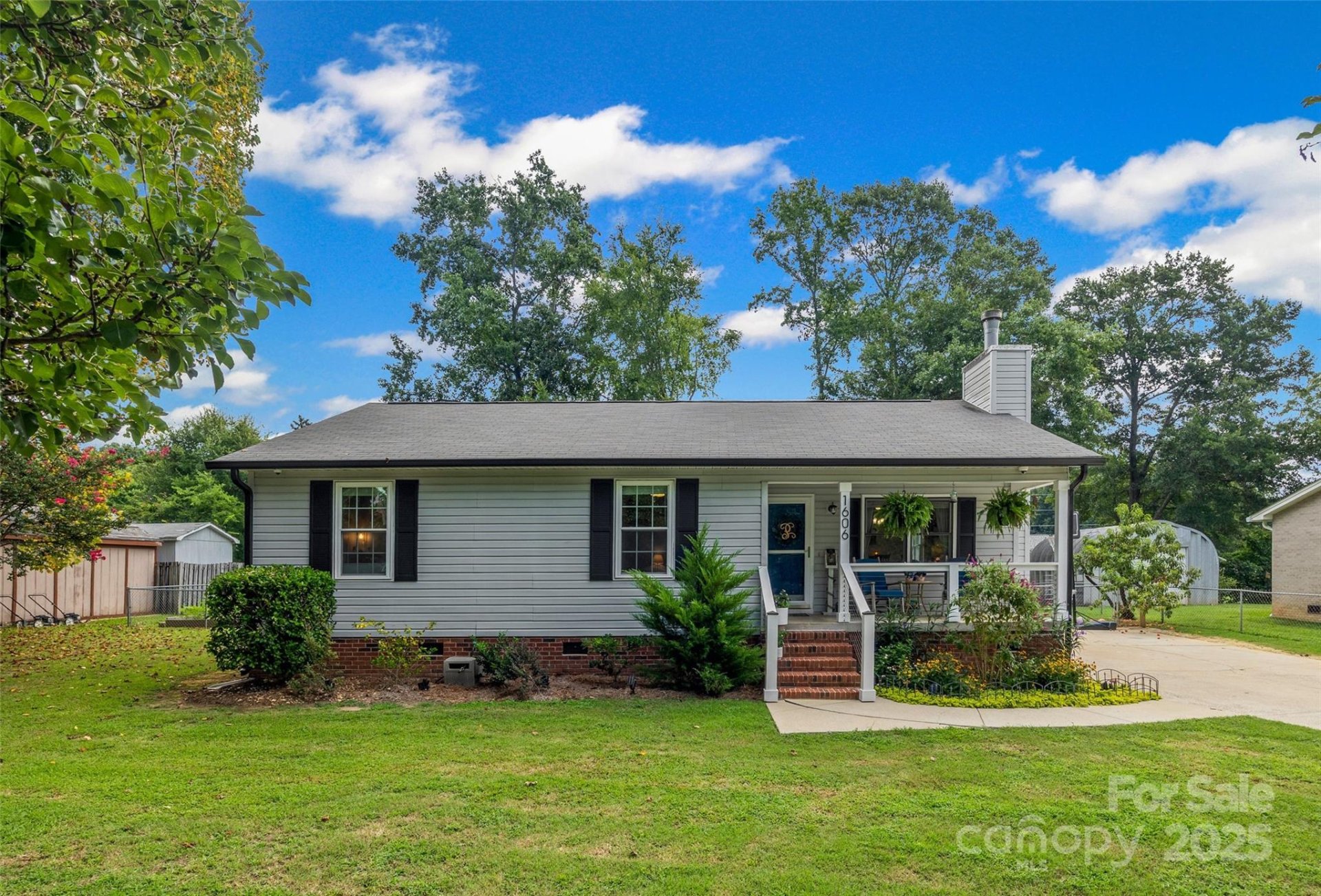 Property image 2 at 1606 E Lakewood Drive, Rock Hill, SC 29732