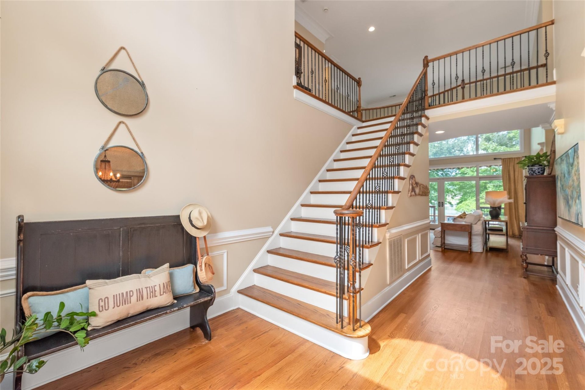Property image 2 at 124 Cedar Bluff Lane, Mooresville, NC 28117