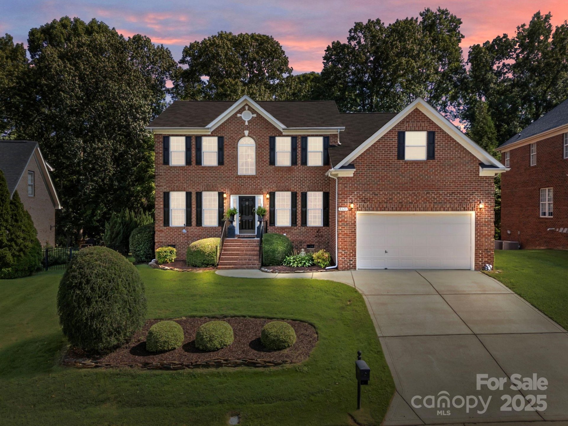 9329 Uxbridge Lane