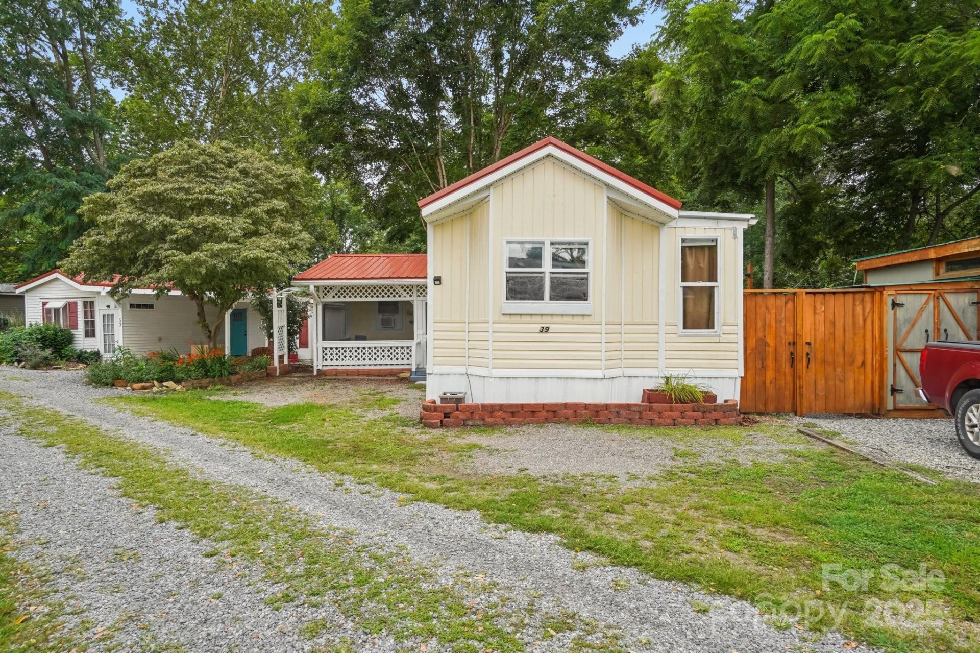 Property at 39 Mallard Loop, Waynesville, NC 28785