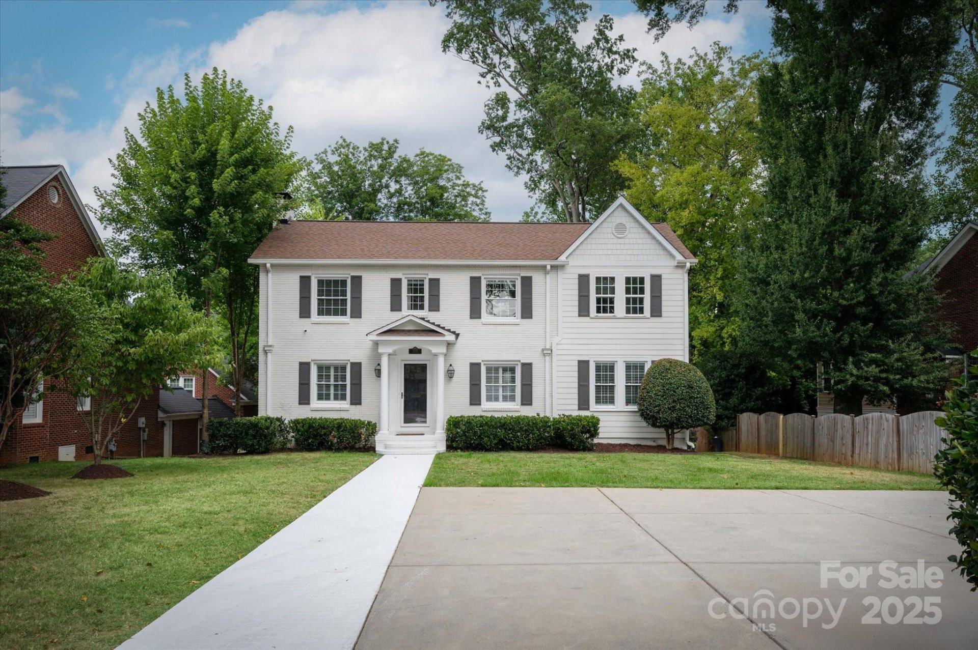1305 Lilac Road