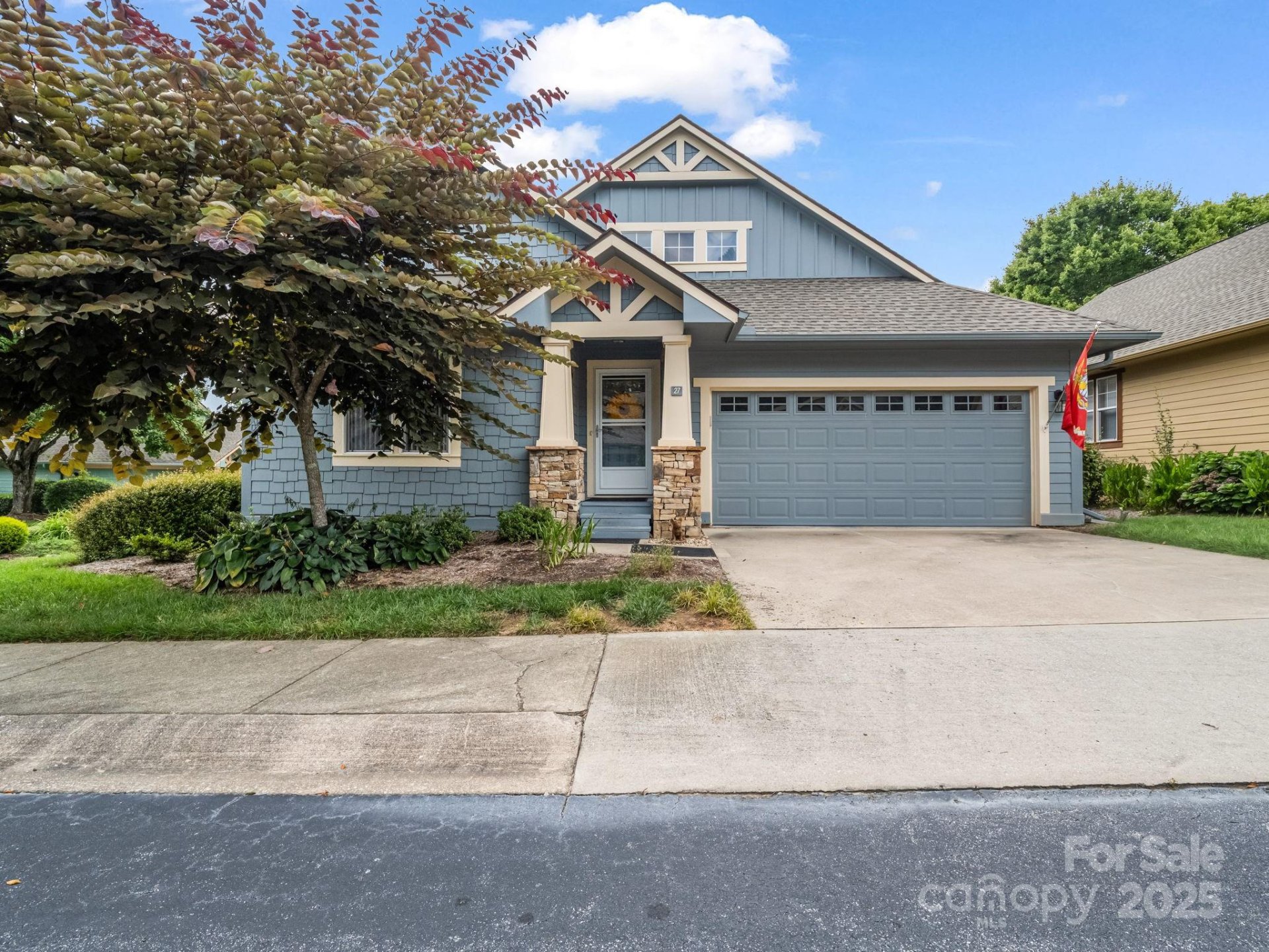 Property image 2 at 27 Gray Wolf Lane, Hendersonville, NC 28792