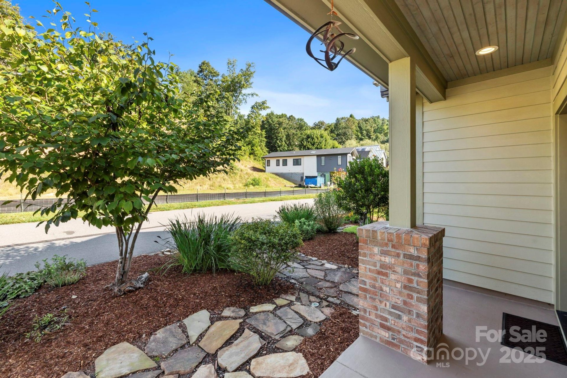 Property image 4 at 45 Verde Drive, Asheville, NC 28806